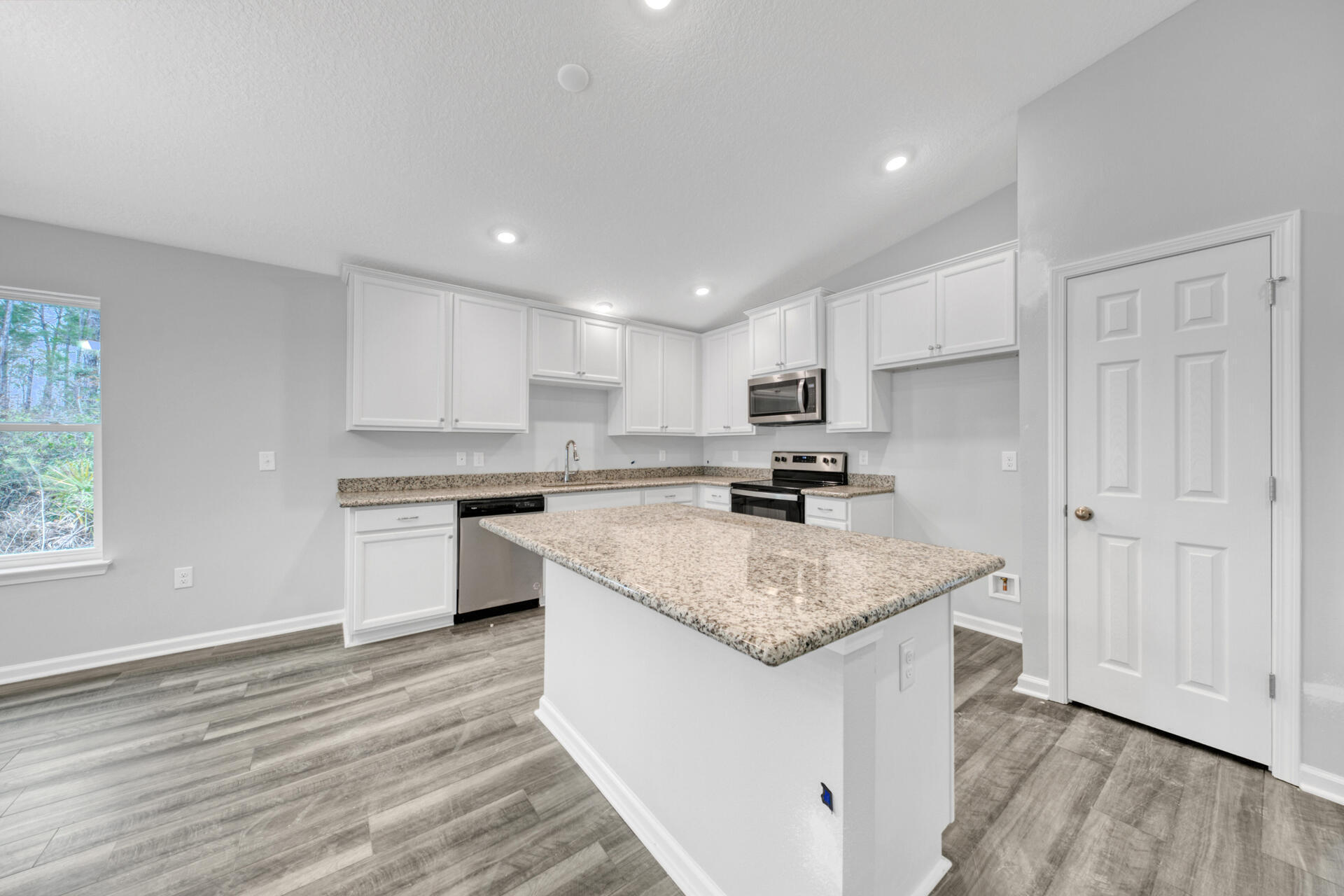 RIVERWALK - Residential