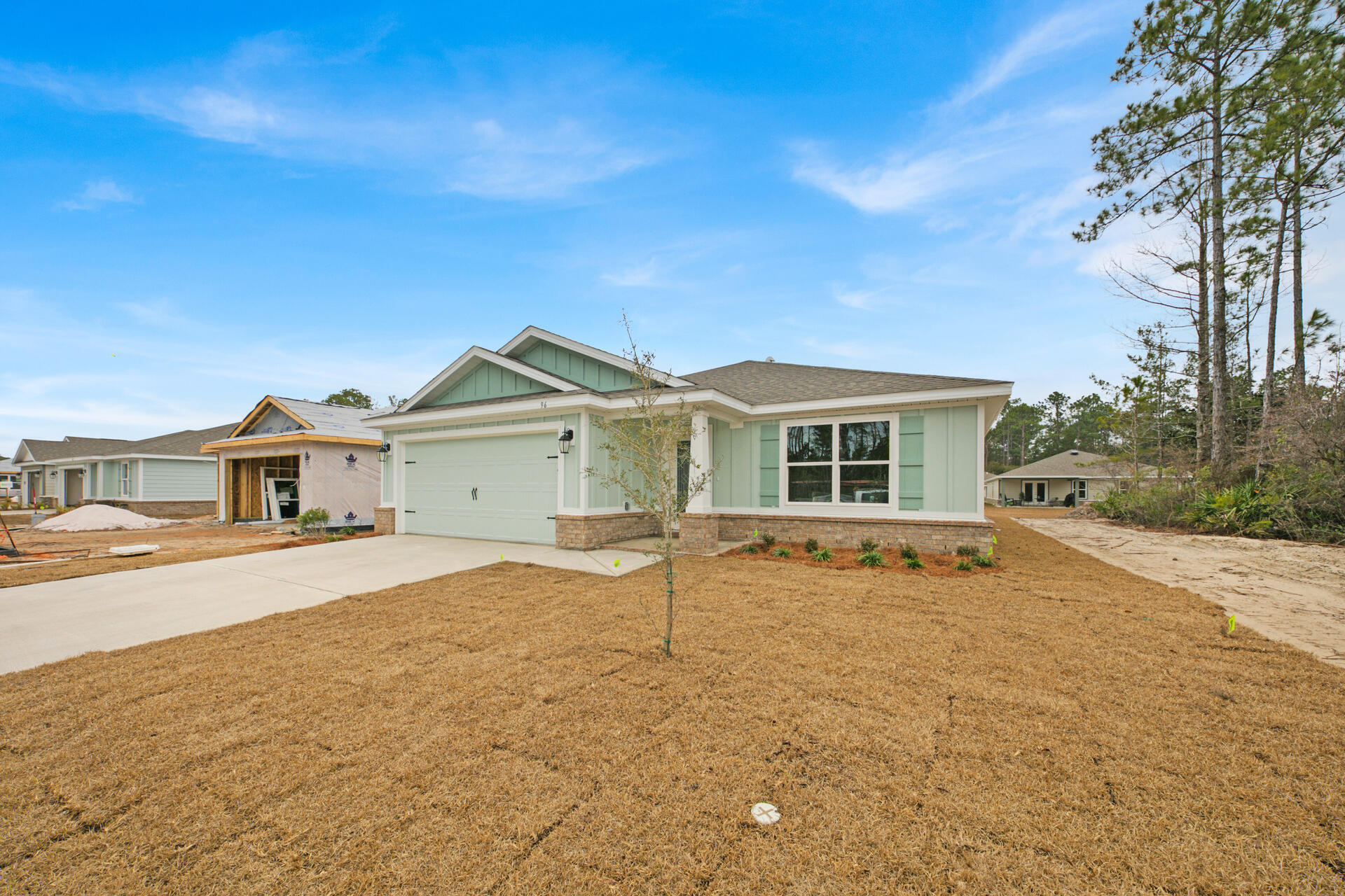 RIVERWALK - Residential