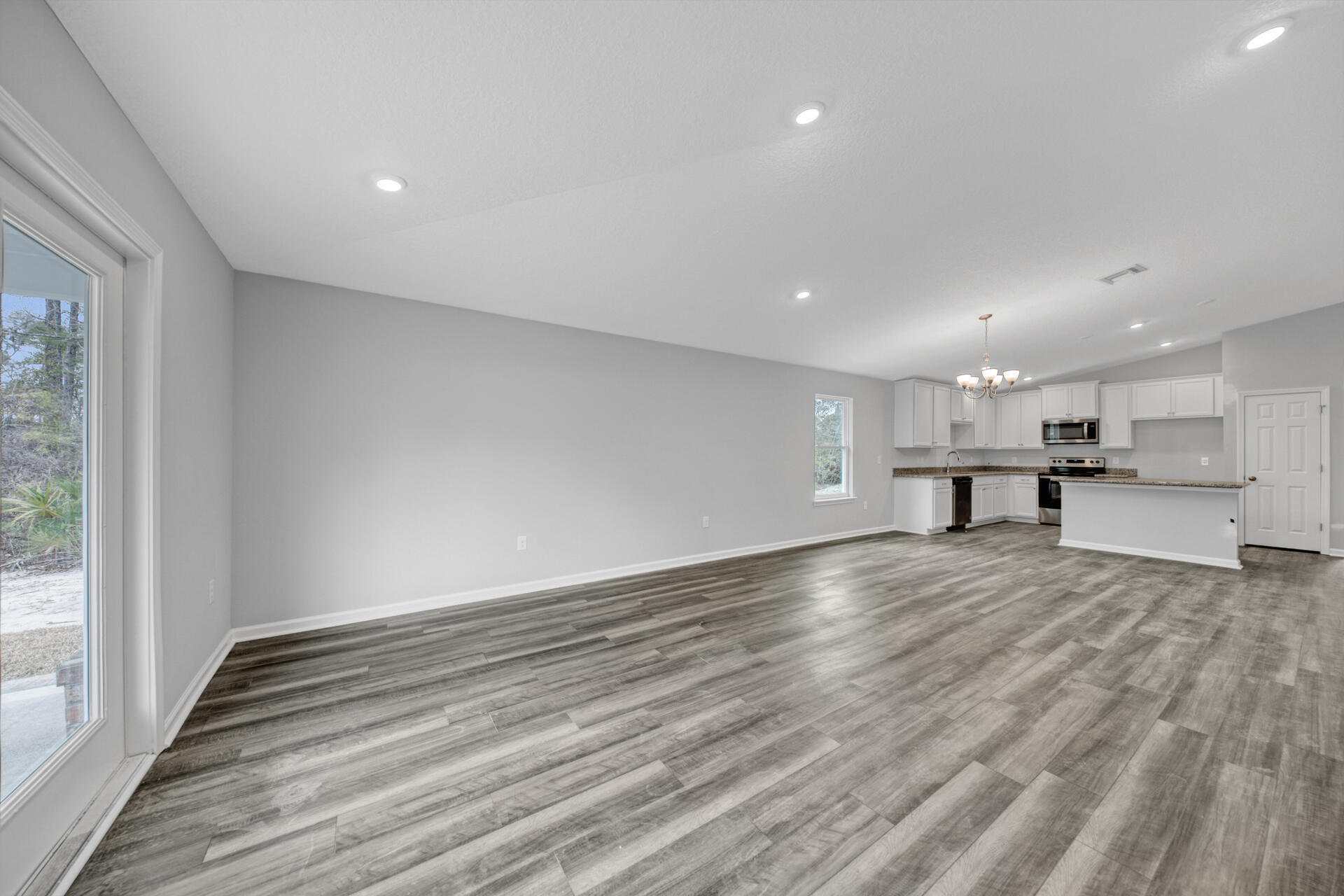 RIVERWALK - Residential