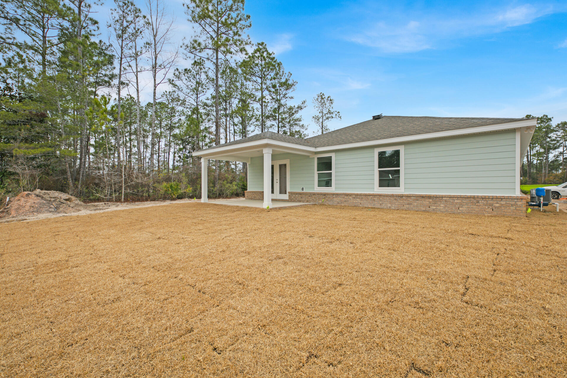 RIVERWALK - Residential