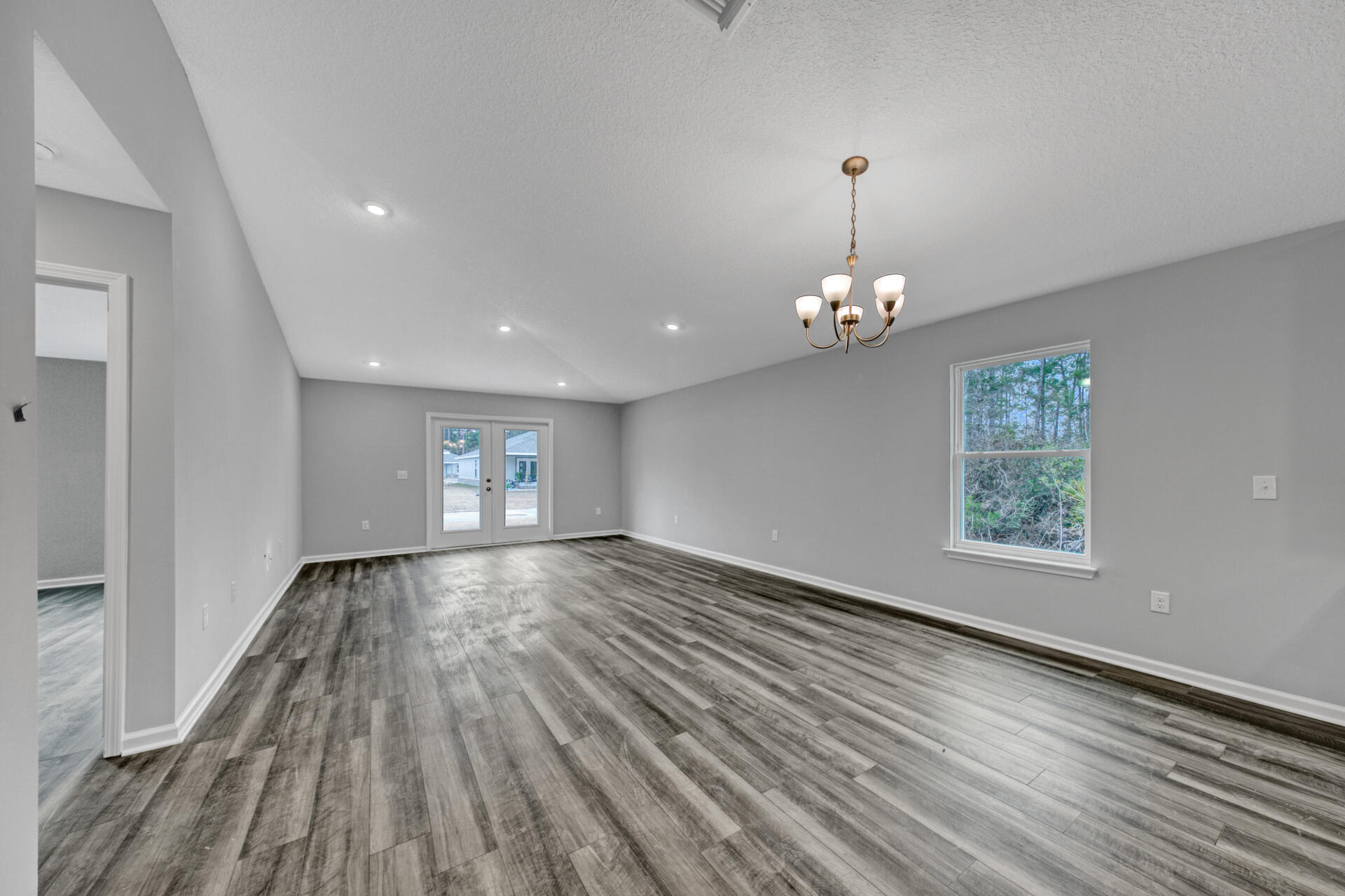 RIVERWALK - Residential