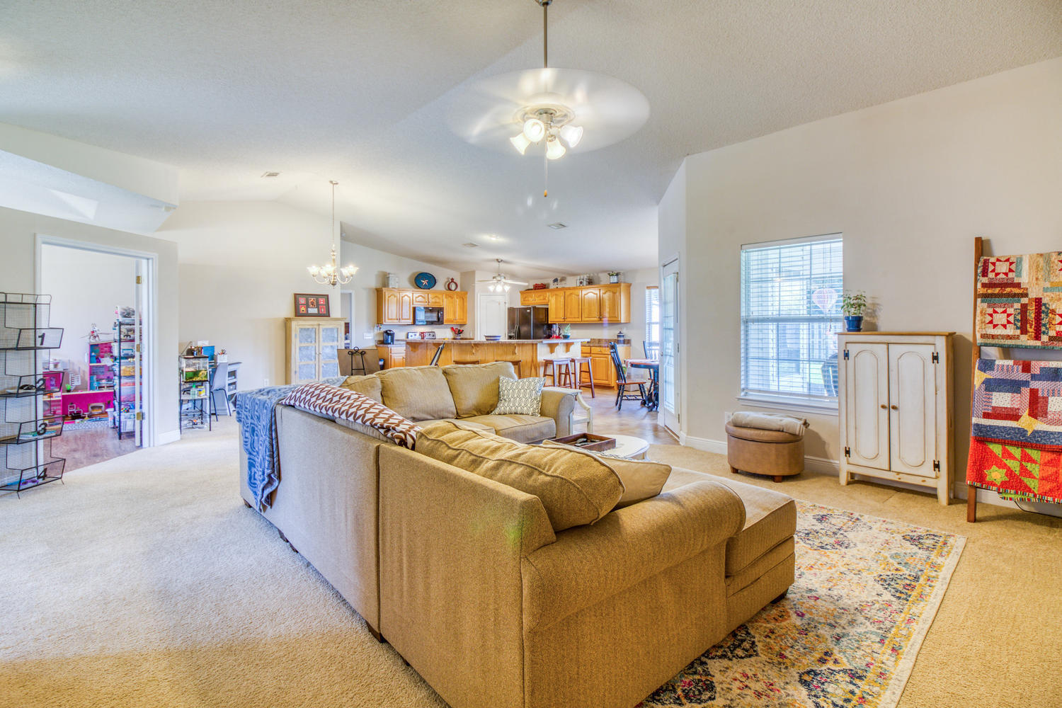 LEE FARMS PH I LOT 104 BLK B - Residential