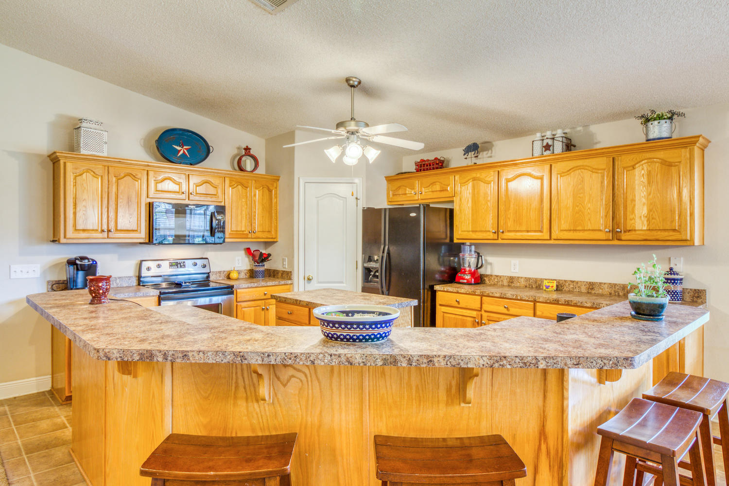 LEE FARMS PH I LOT 104 BLK B - Residential