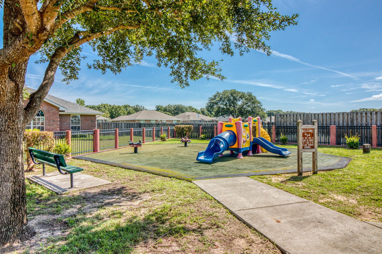 LEE FARMS PH I LOT 104 BLK B - Residential