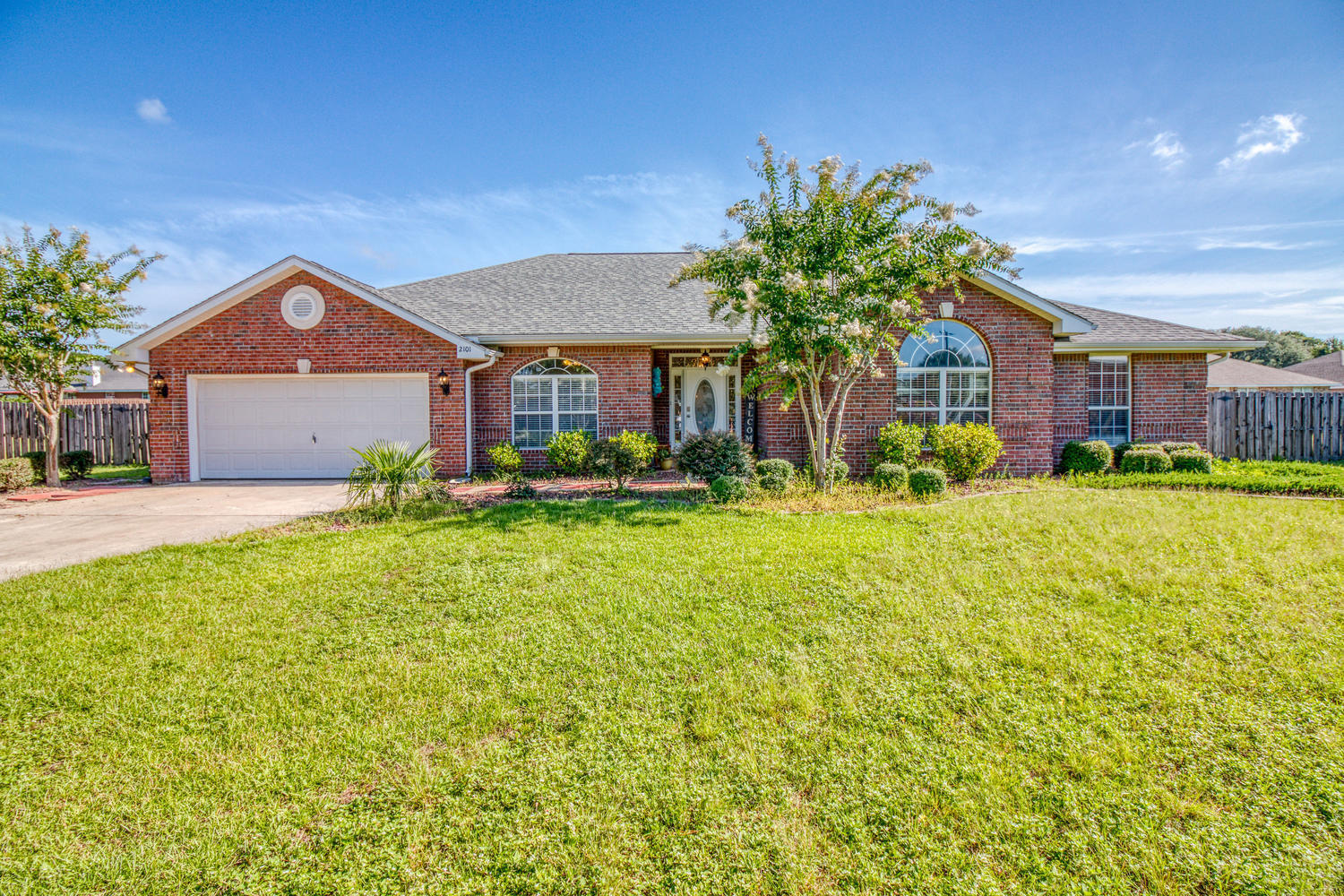 LEE FARMS PH I LOT 104 BLK B - Residential