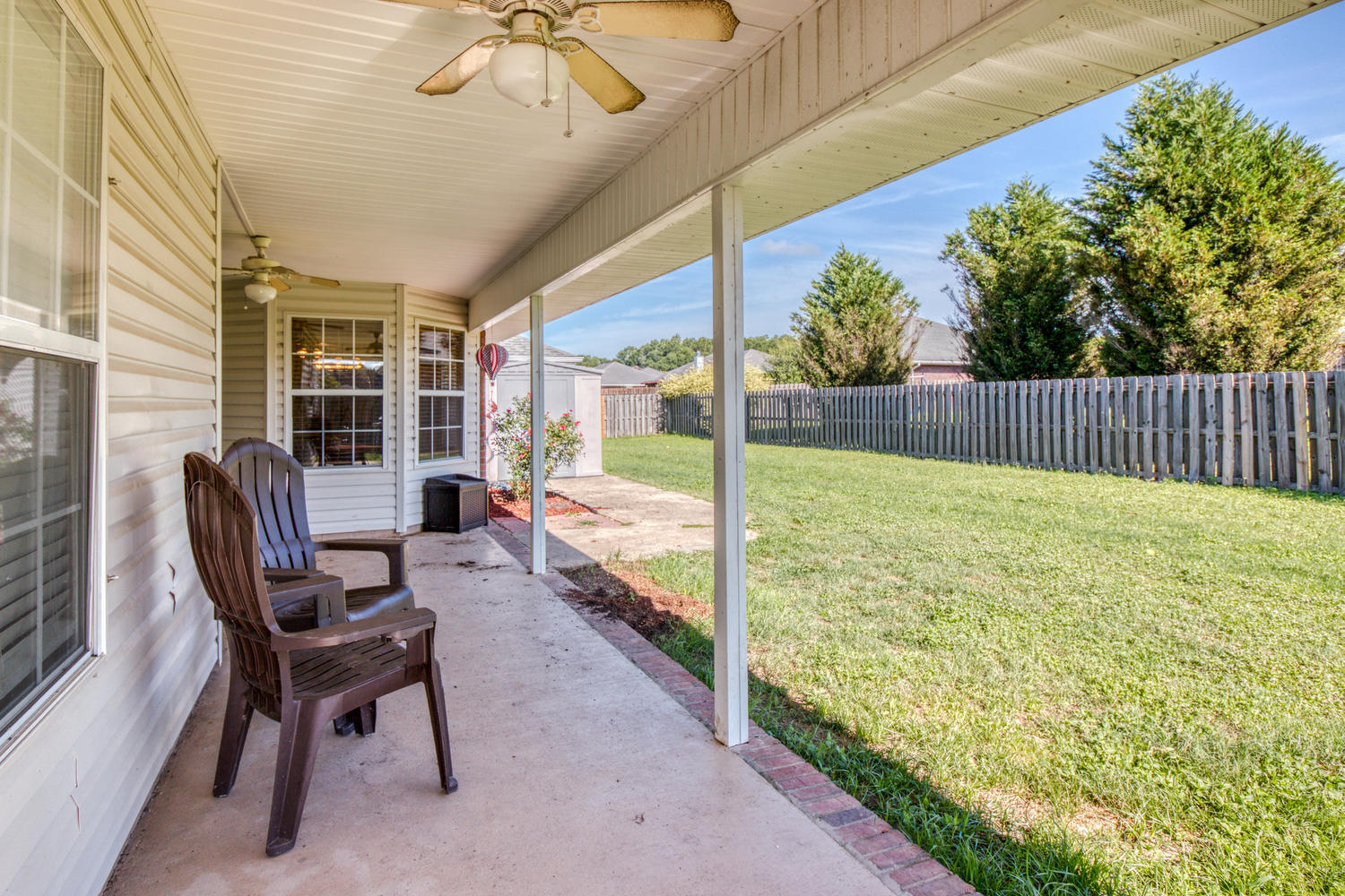 LEE FARMS PH I LOT 104 BLK B - Residential