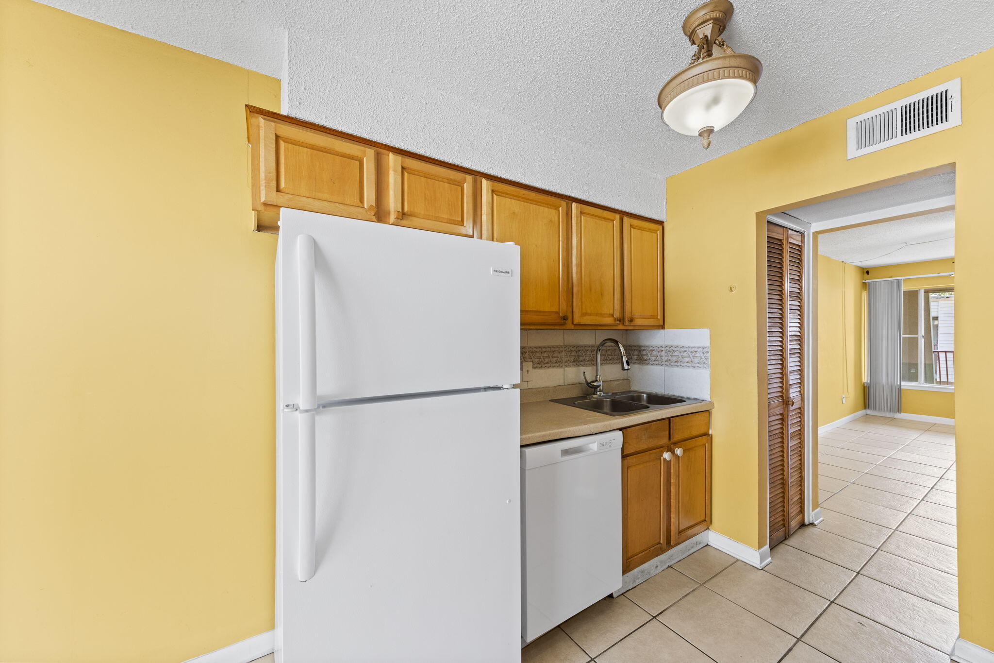 PIER ONE CONDO - Residential