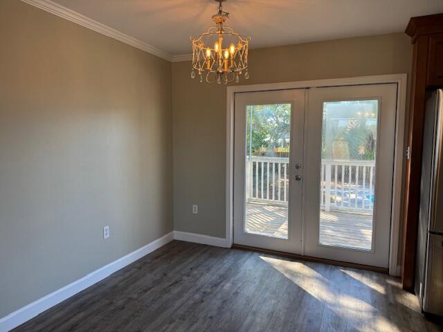 QUIET WOOD - Residential Lease