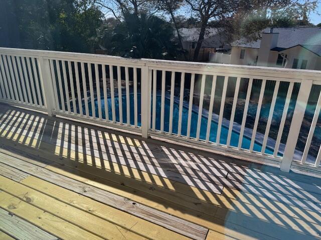 QUIET WOOD - Residential Lease