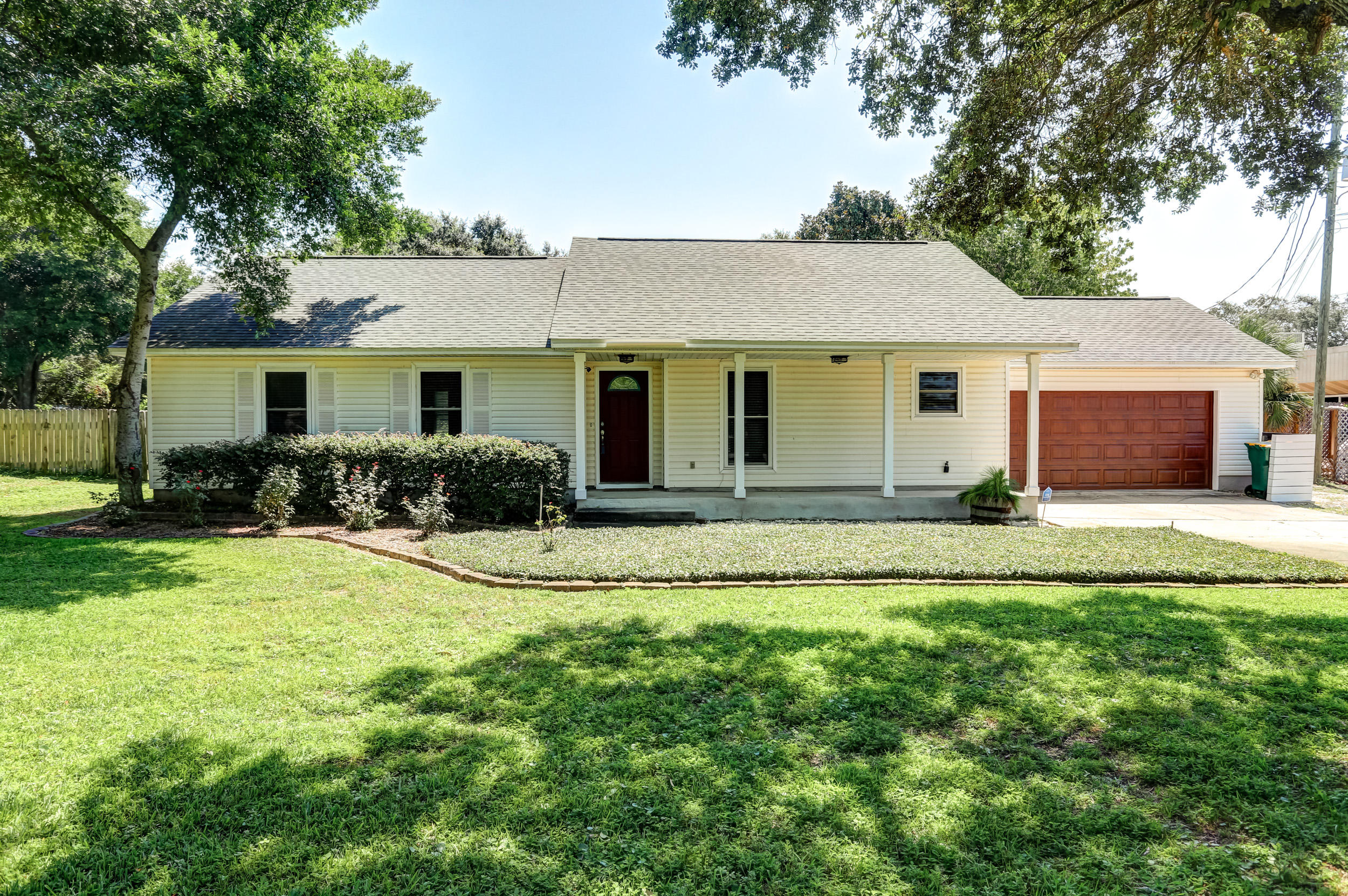 CALHOUN S/D TO DESTIN - Residential