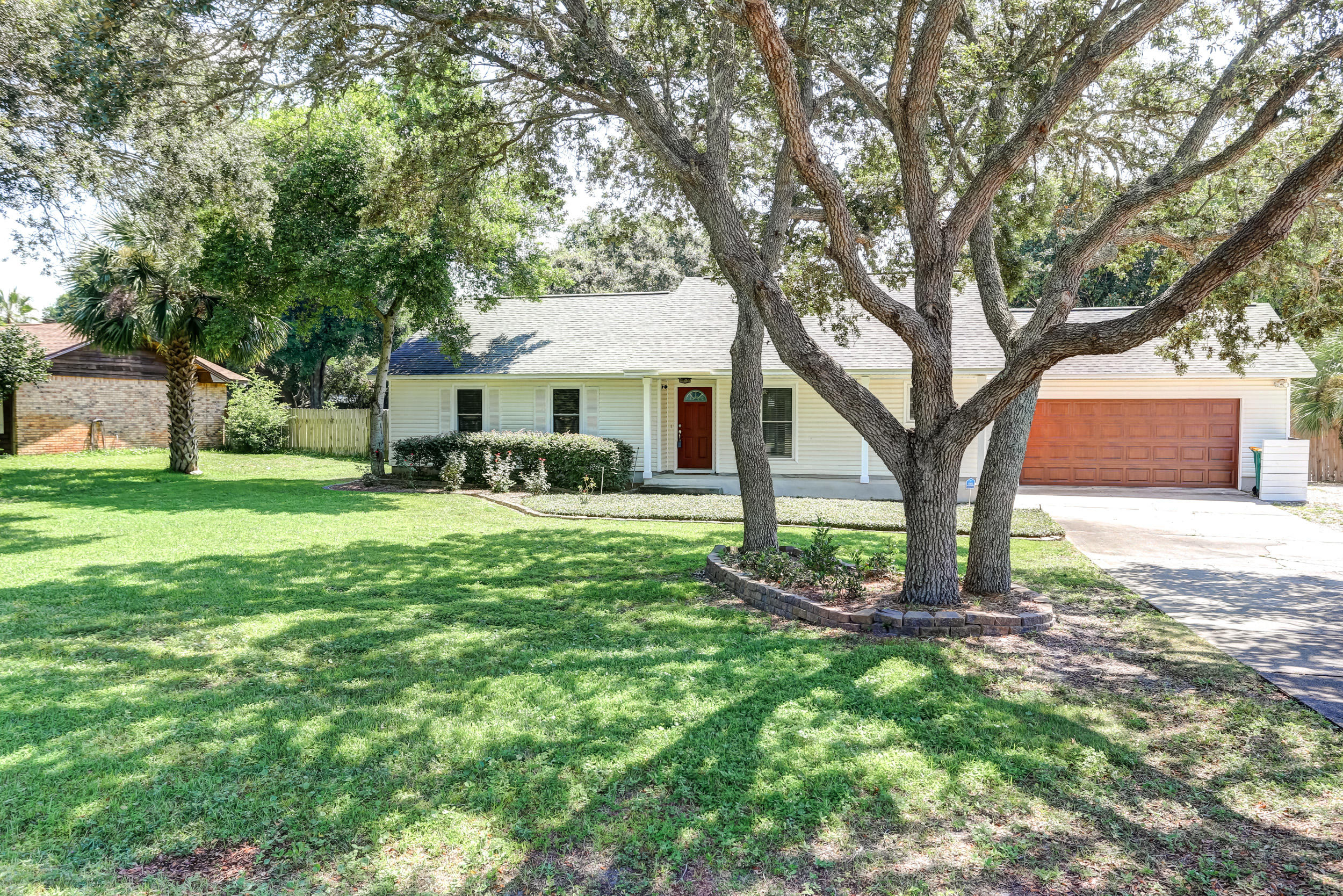 CALHOUN S/D TO DESTIN - Residential