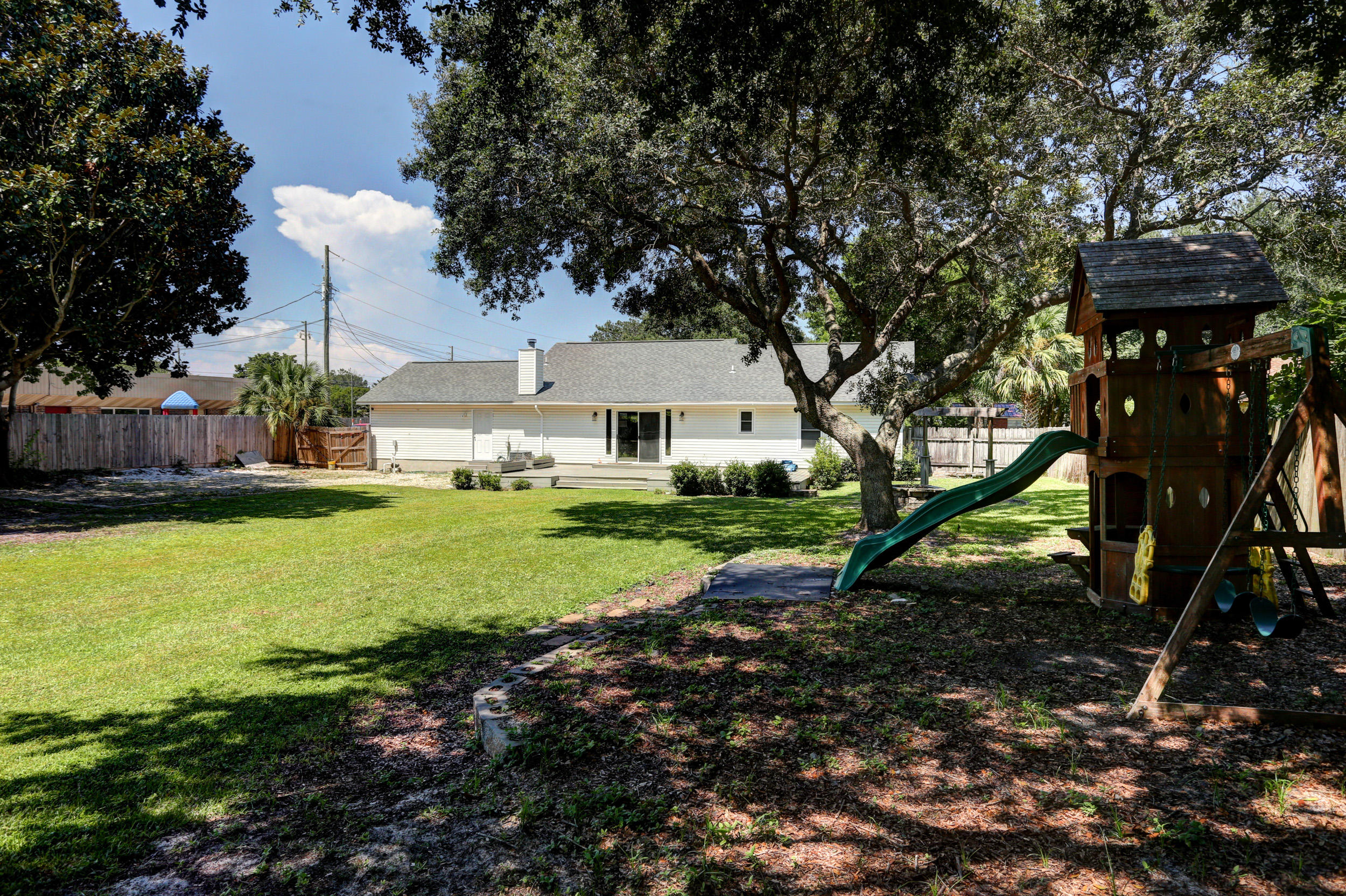 CALHOUN S/D TO DESTIN - Residential