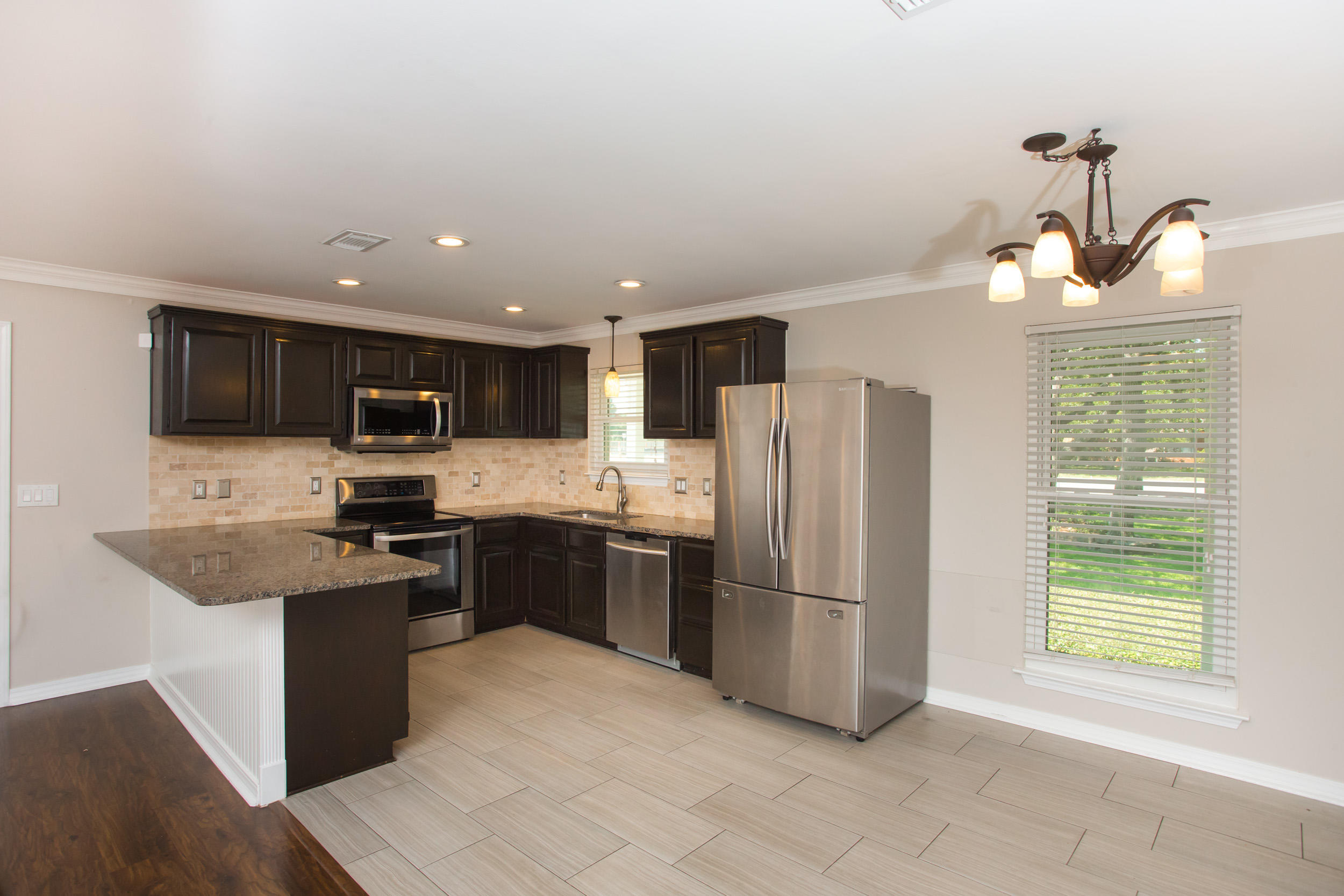 CALHOUN S/D TO DESTIN - Residential