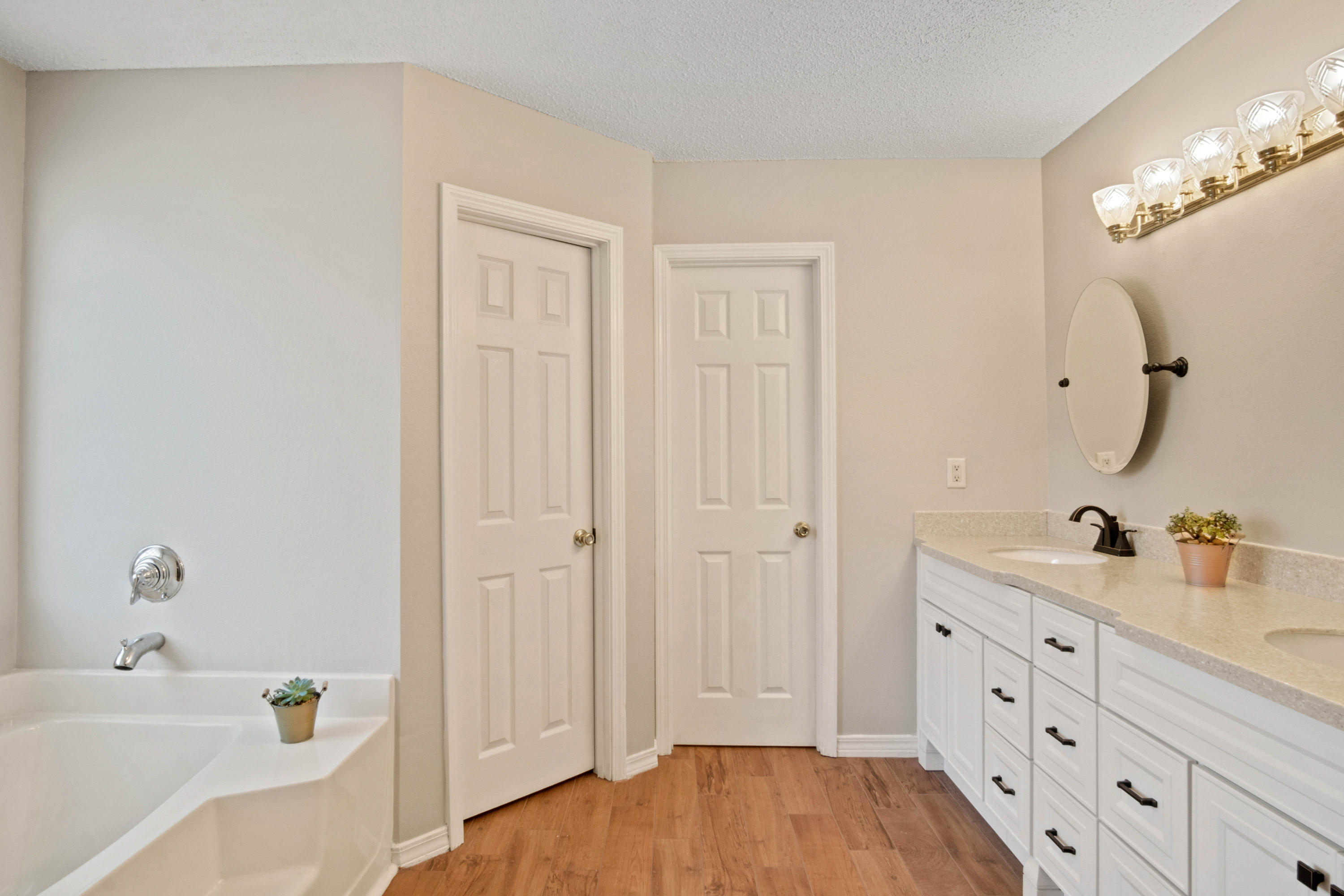 CORONADO VILLAGE PH 3 - Residential