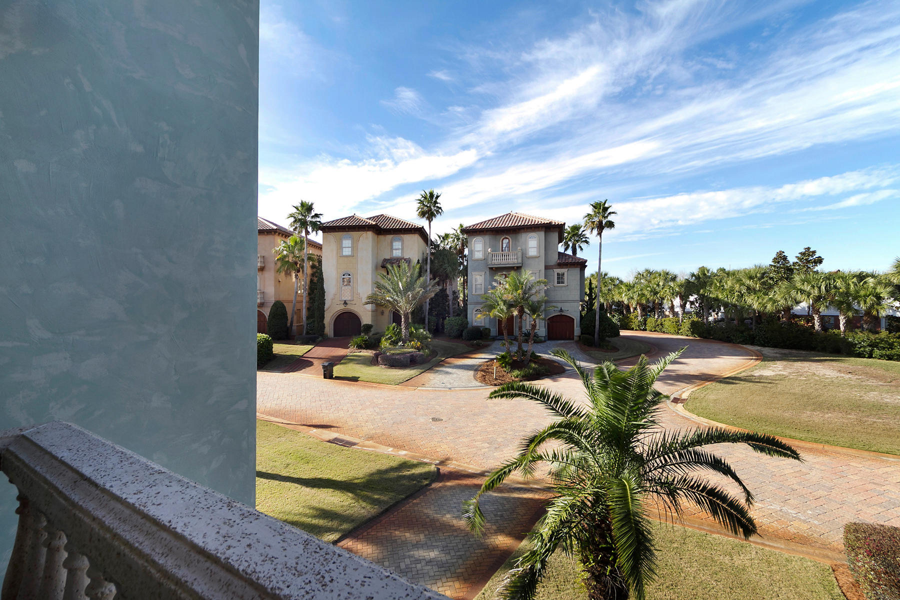 SAINT TROPEZ - Residential