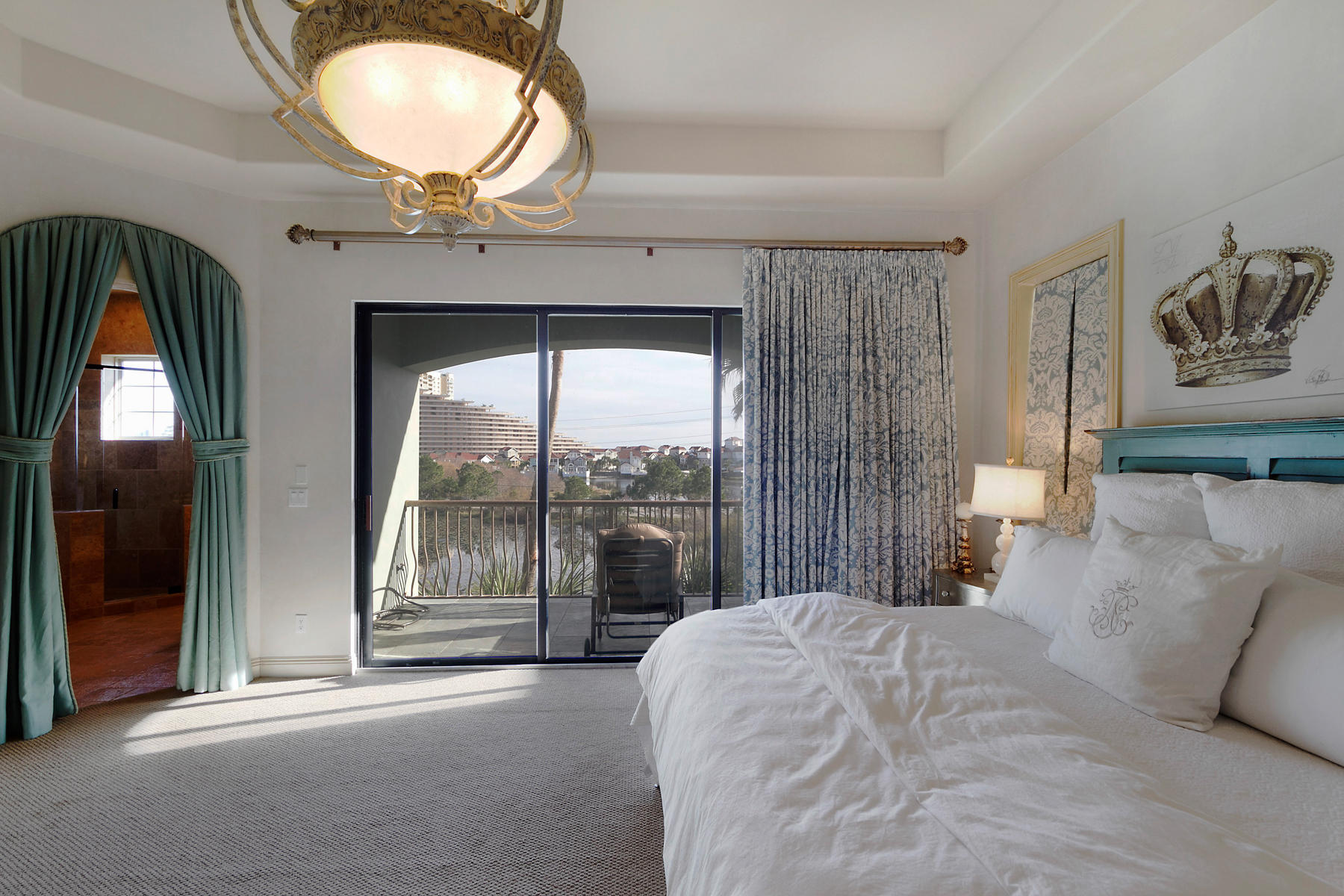 SAINT TROPEZ - Residential