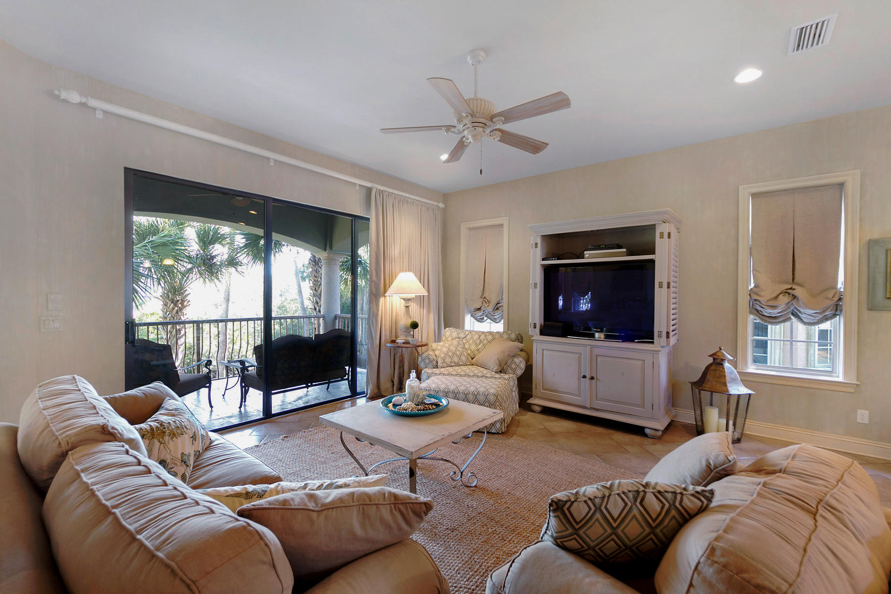 SAINT TROPEZ - Residential