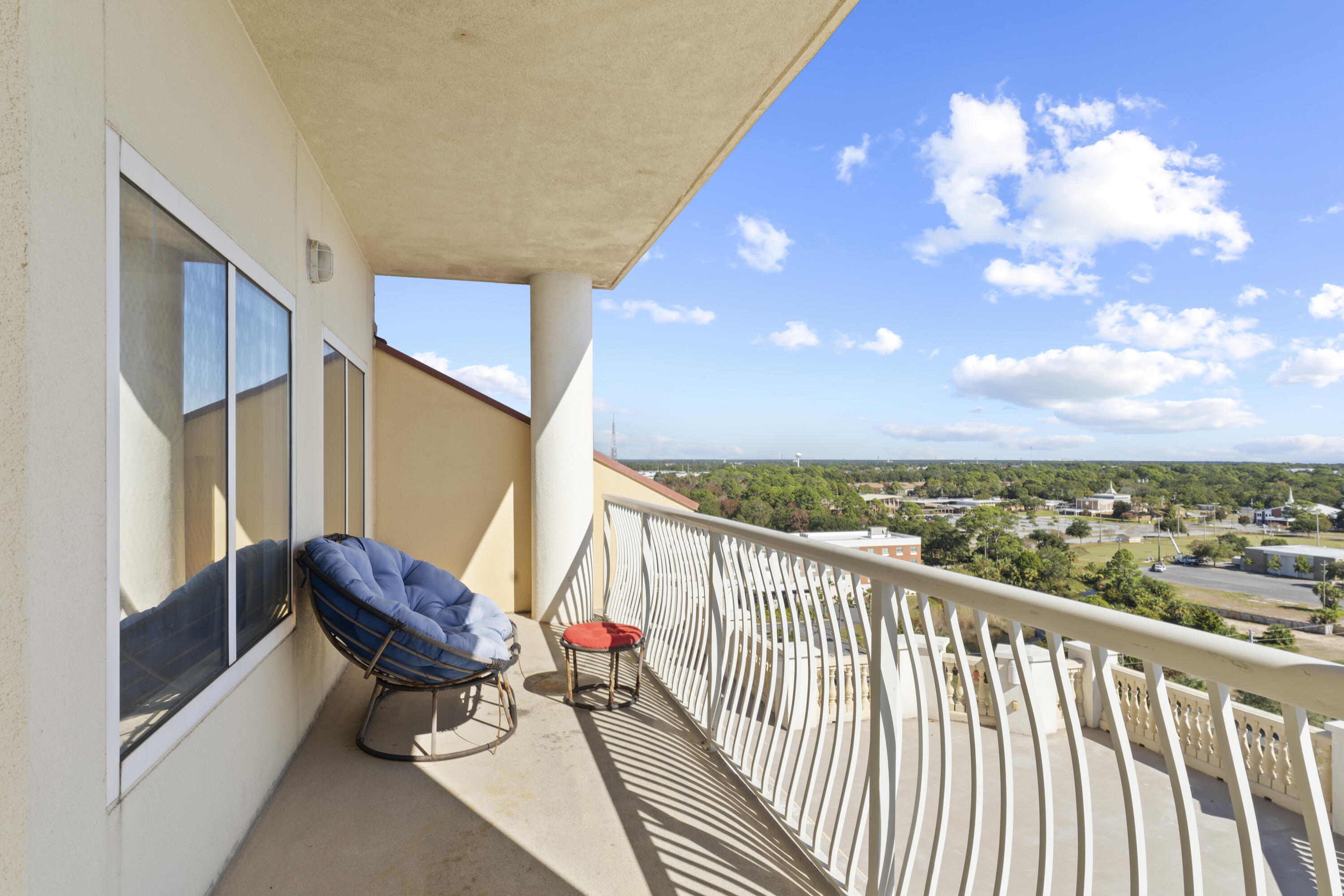 PRESIDIO YACHT CLUB - Residential