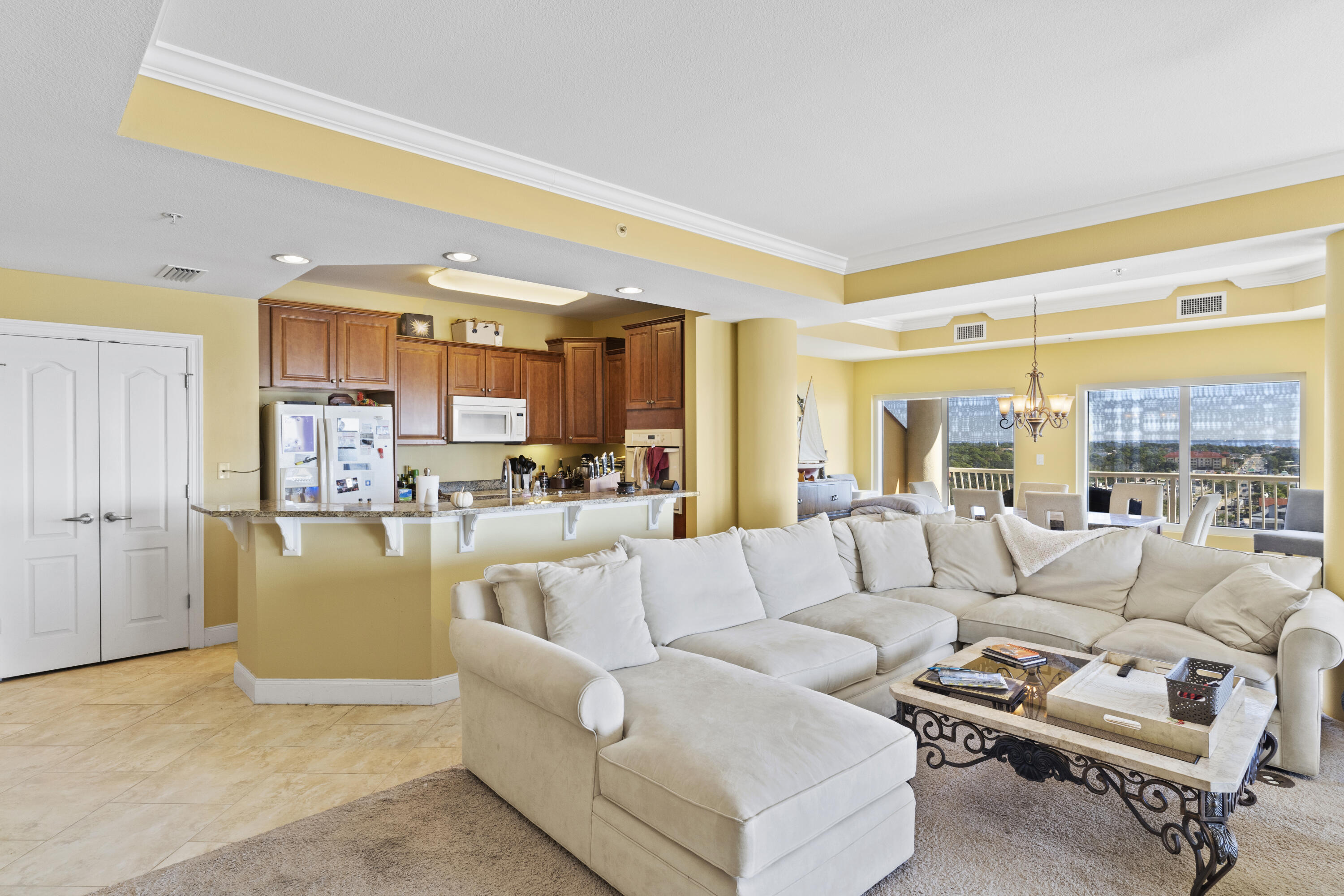 PRESIDIO YACHT CLUB - Residential