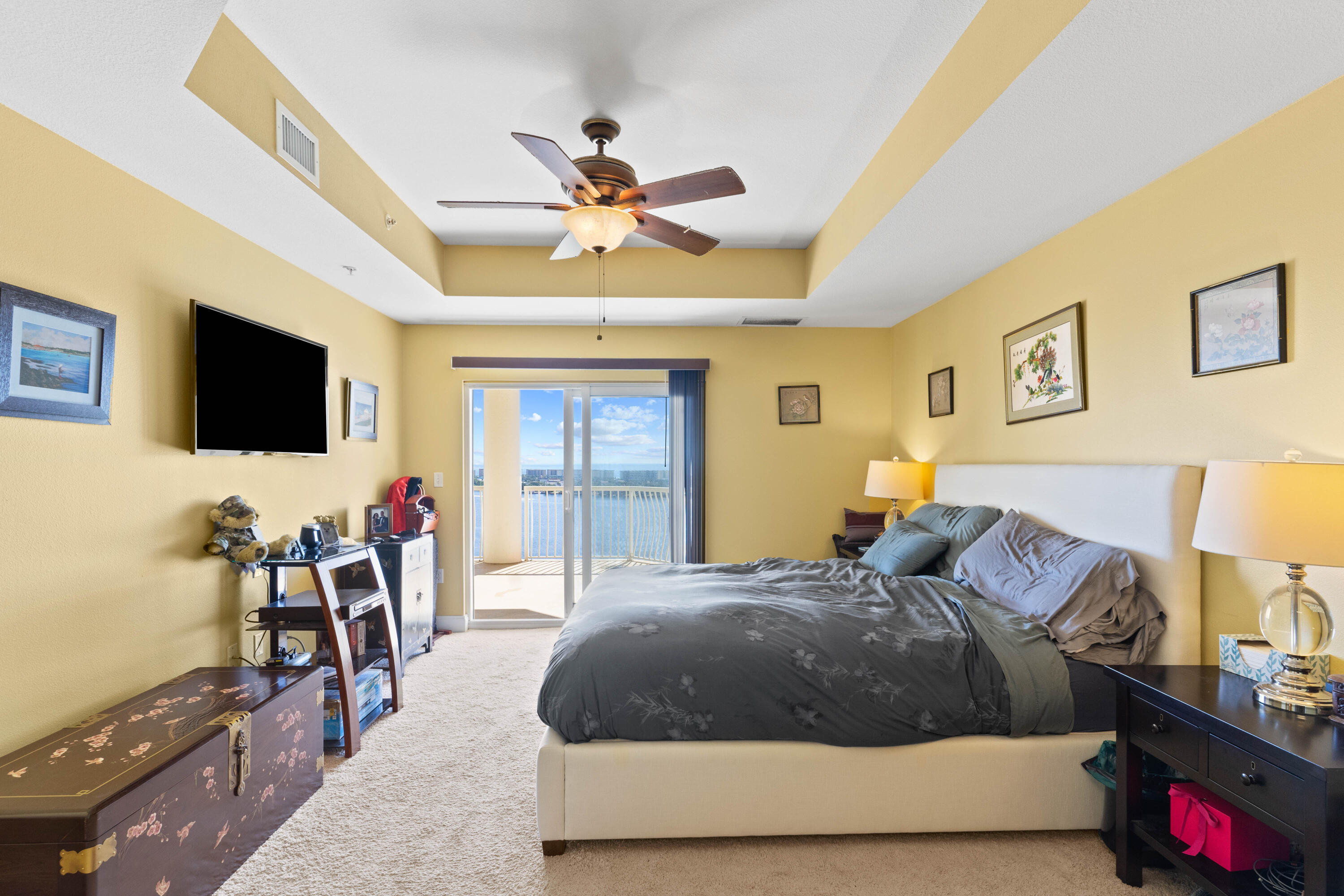 PRESIDIO YACHT CLUB - Residential