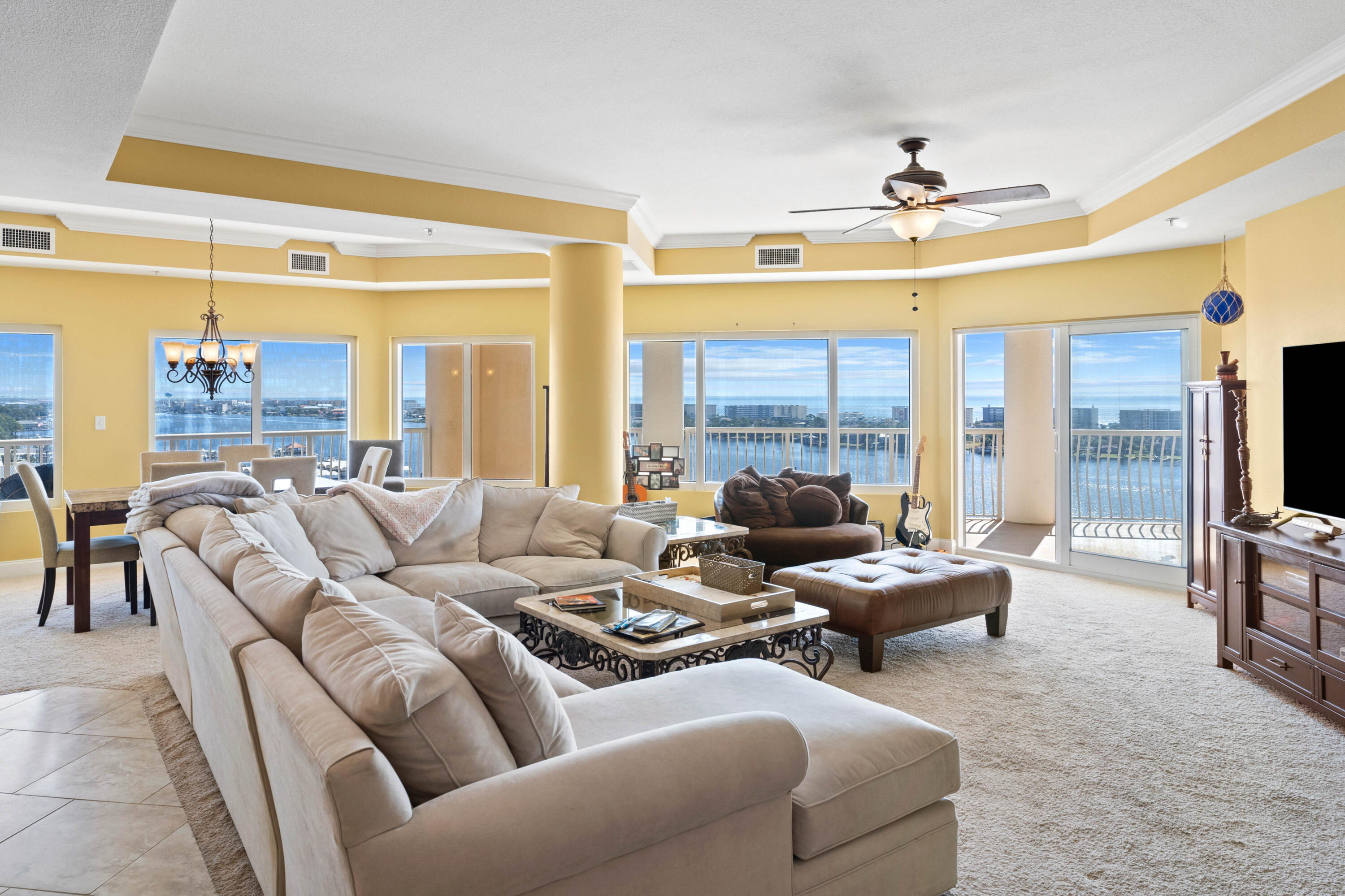PRESIDIO YACHT CLUB - Residential