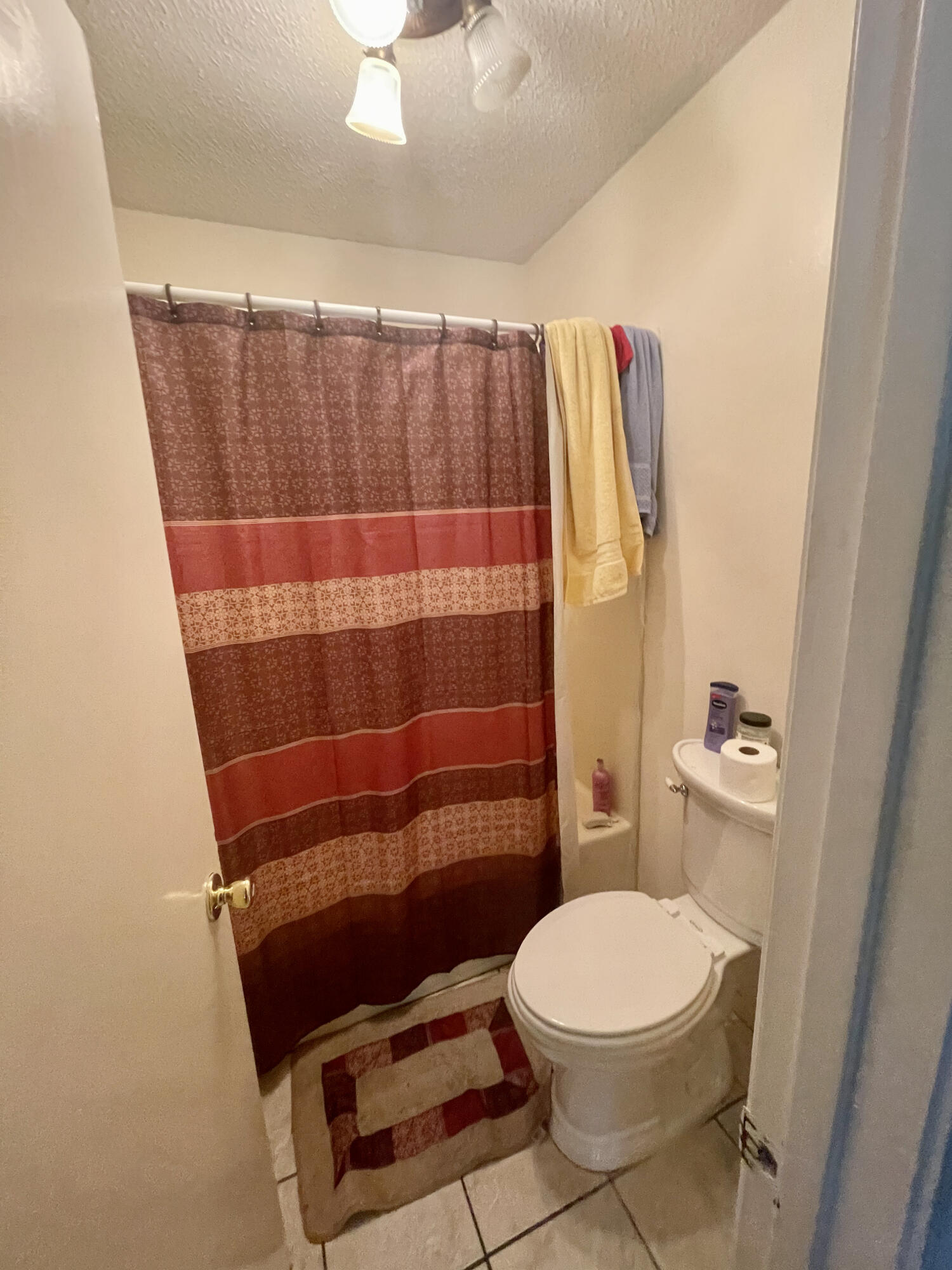 COUNTRY OAKS ESTATES PH 1 - Residential