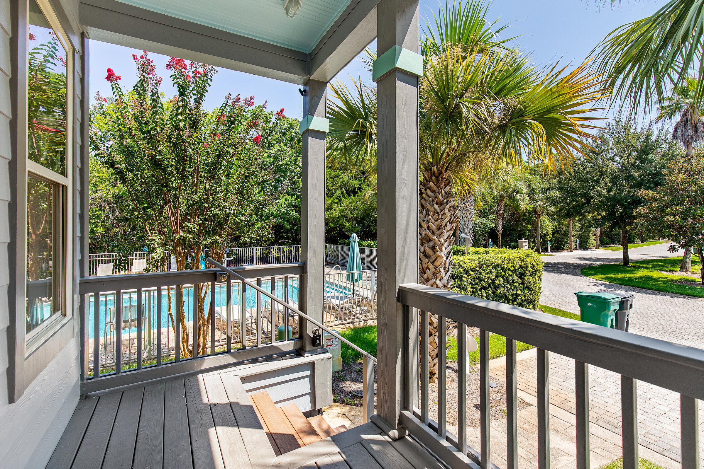 BEACH NEST - Residential