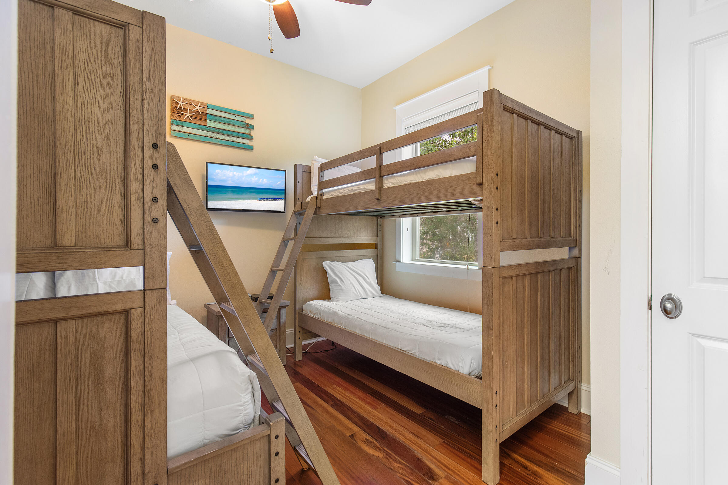 BEACH NEST - Residential