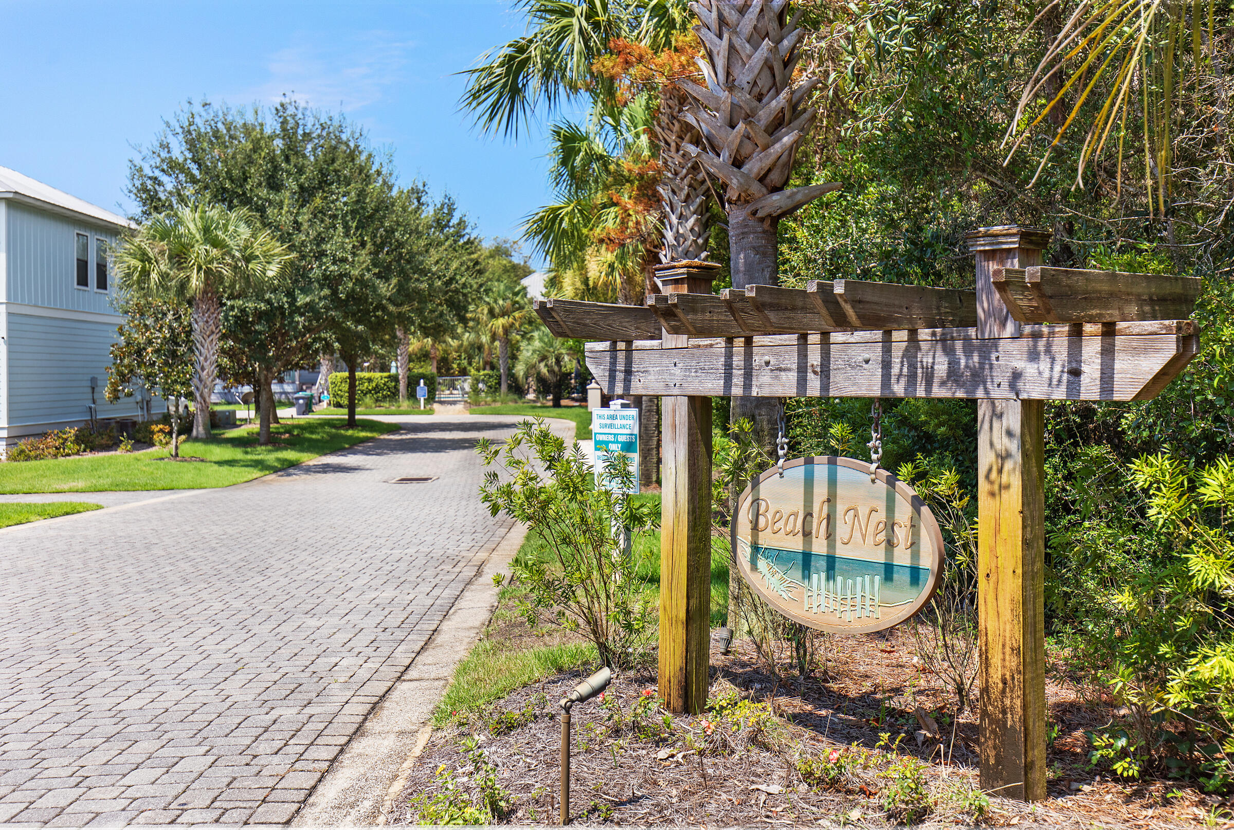 BEACH NEST - Residential