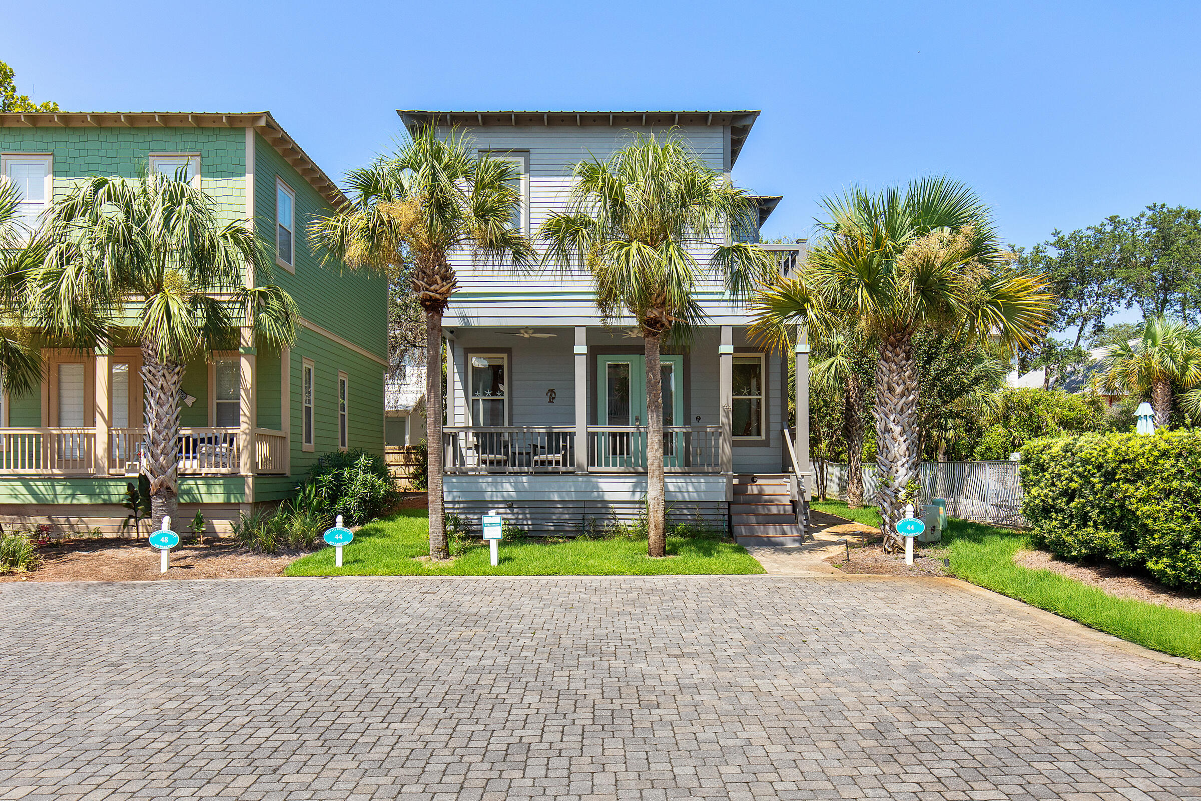 BEACH NEST - Residential