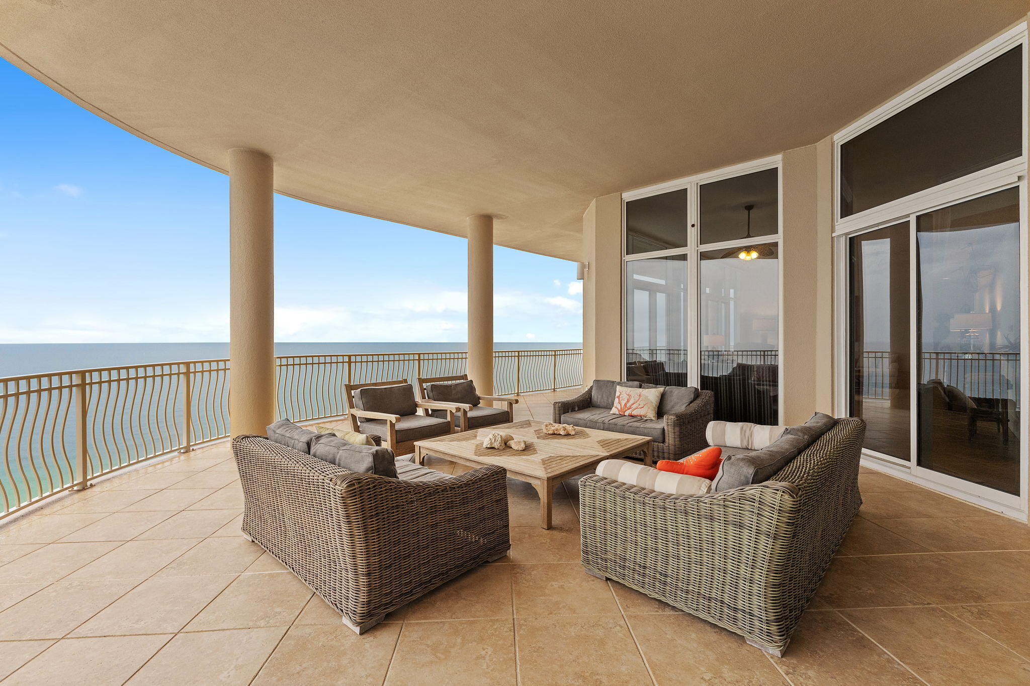 La Riva III Condominium - Residential