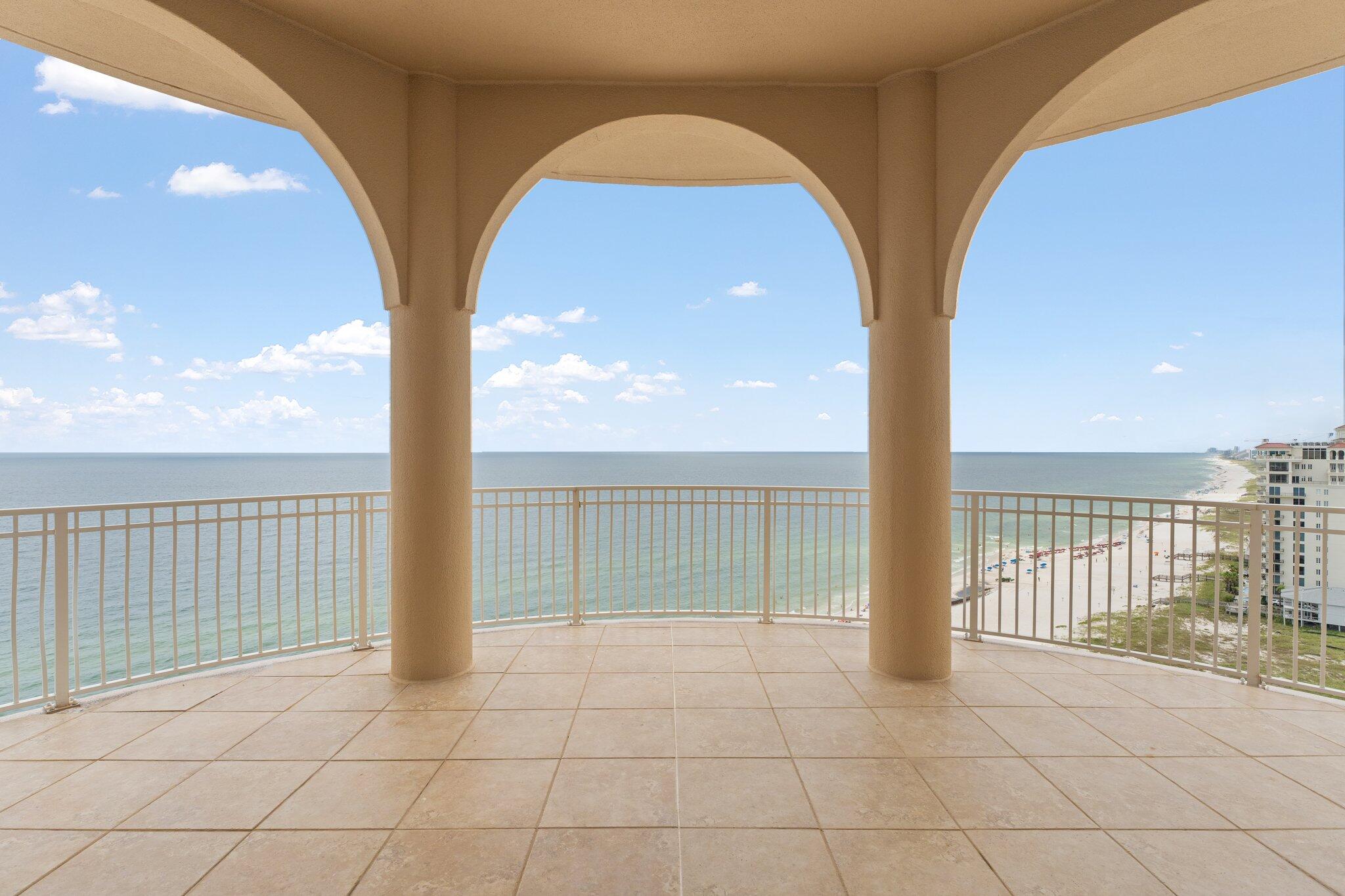 La Riva III Condominium - Residential