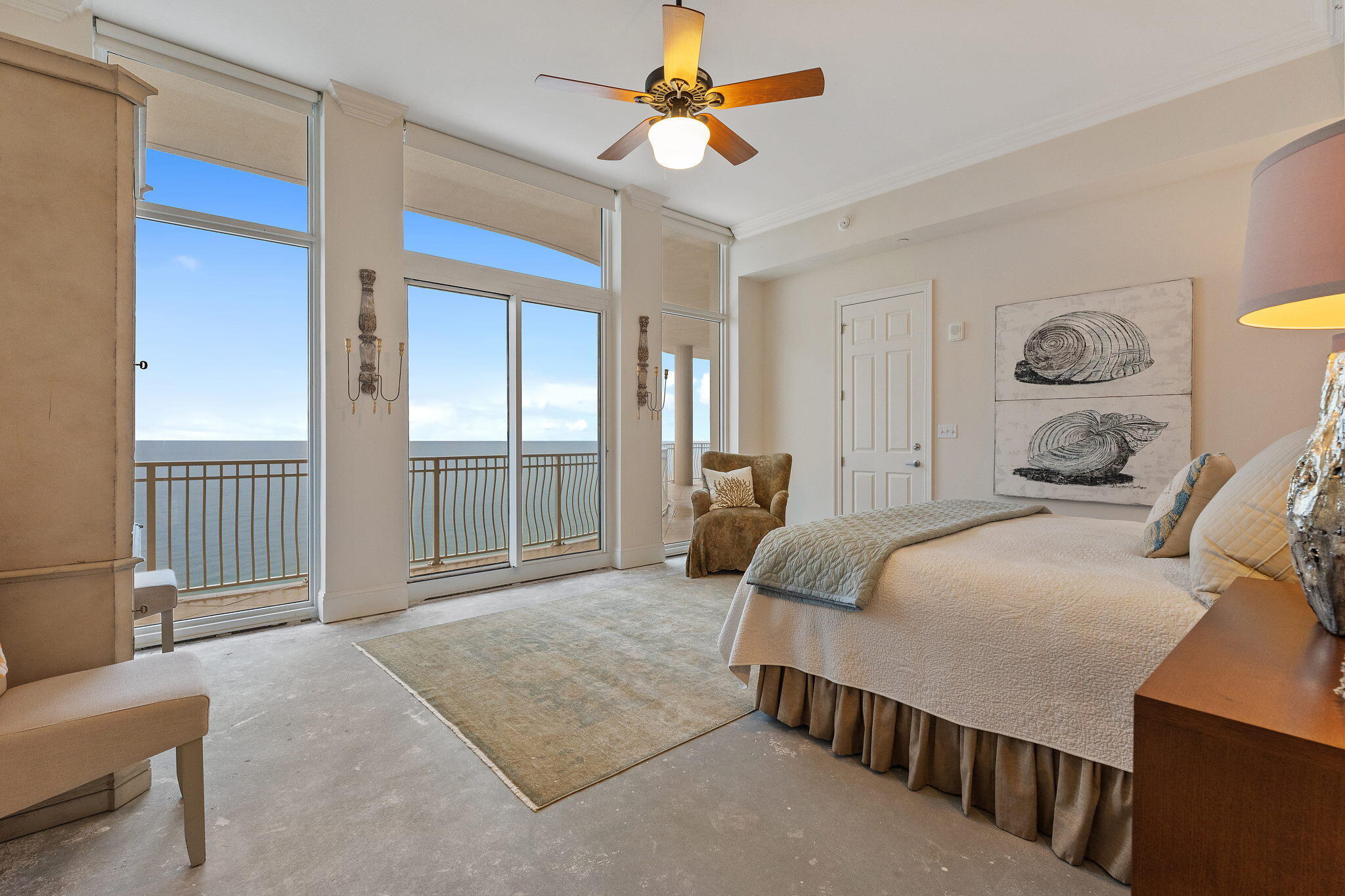 La Riva III Condominium - Residential