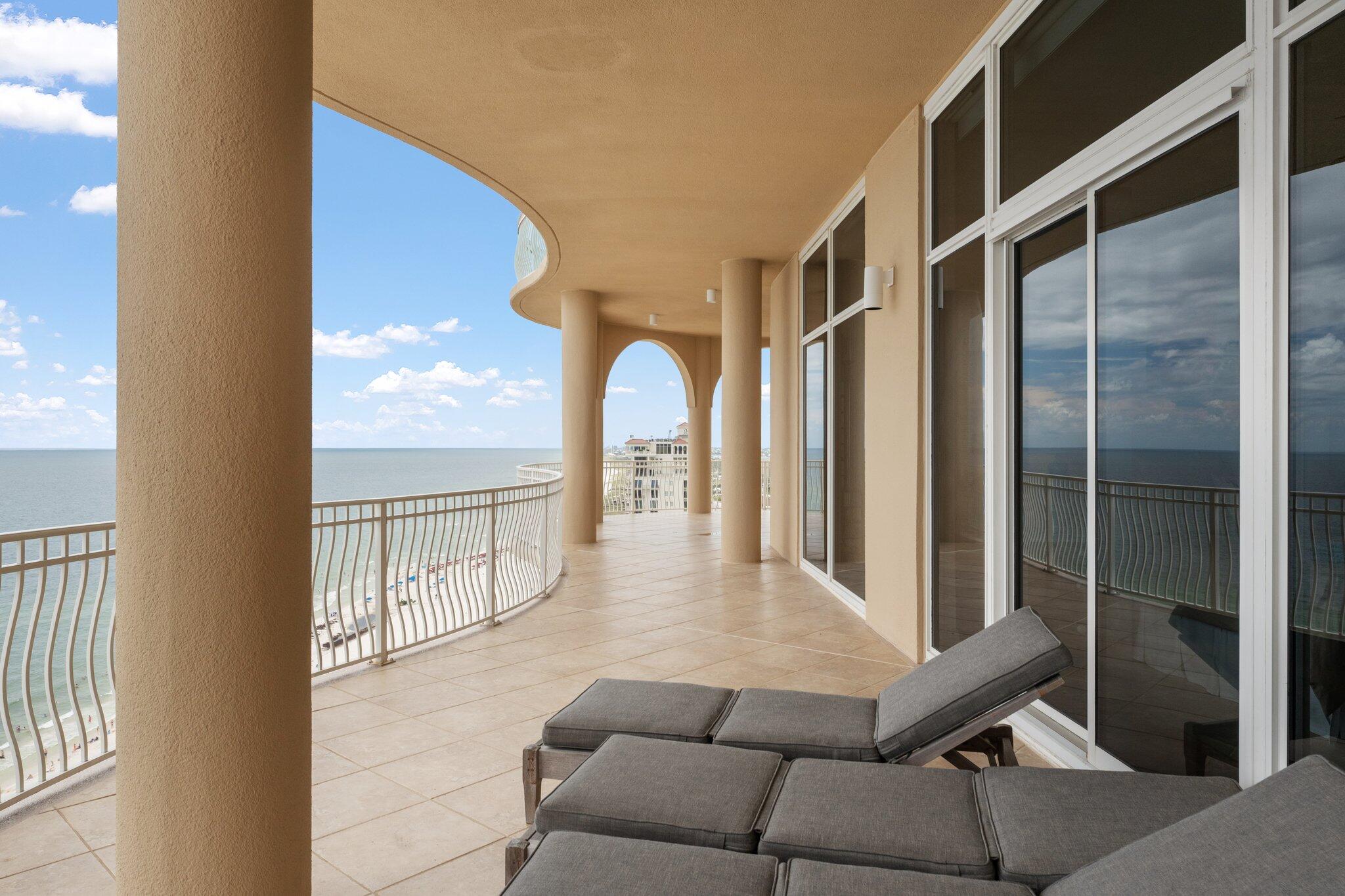 La Riva III Condominium - Residential