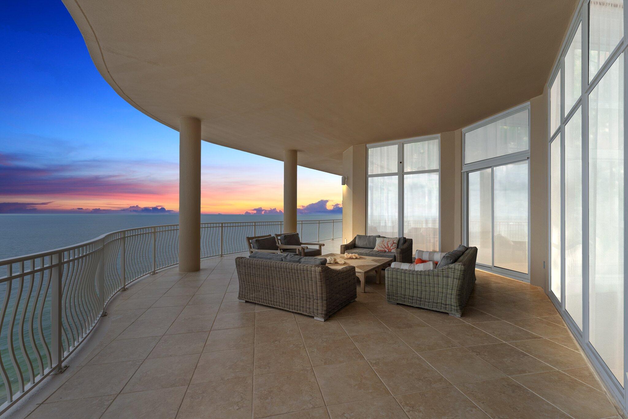 La Riva III Condominium - Residential