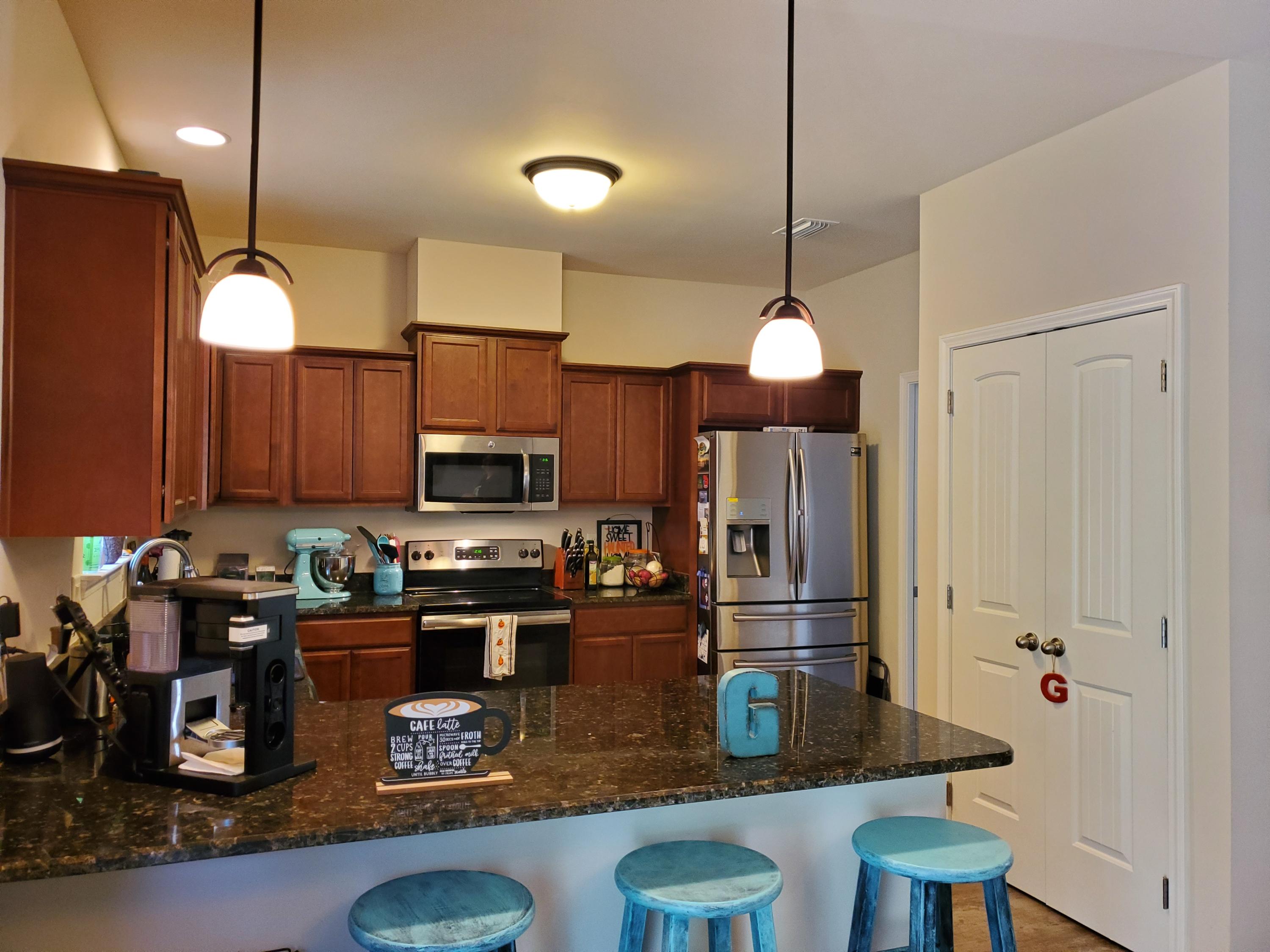 SANDY RIDGE ESTATES - Residential Lease