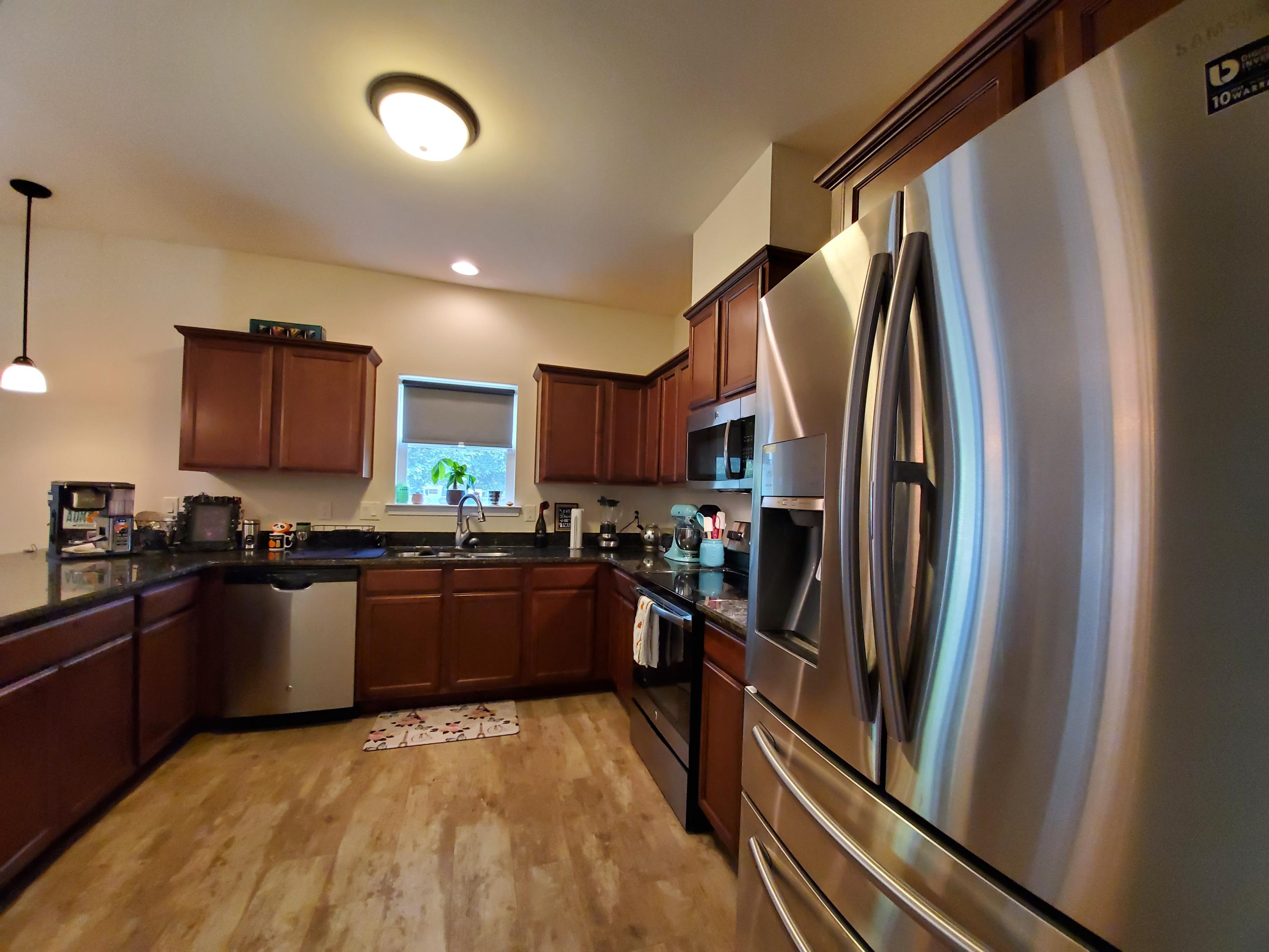 SANDY RIDGE ESTATES - Residential Lease