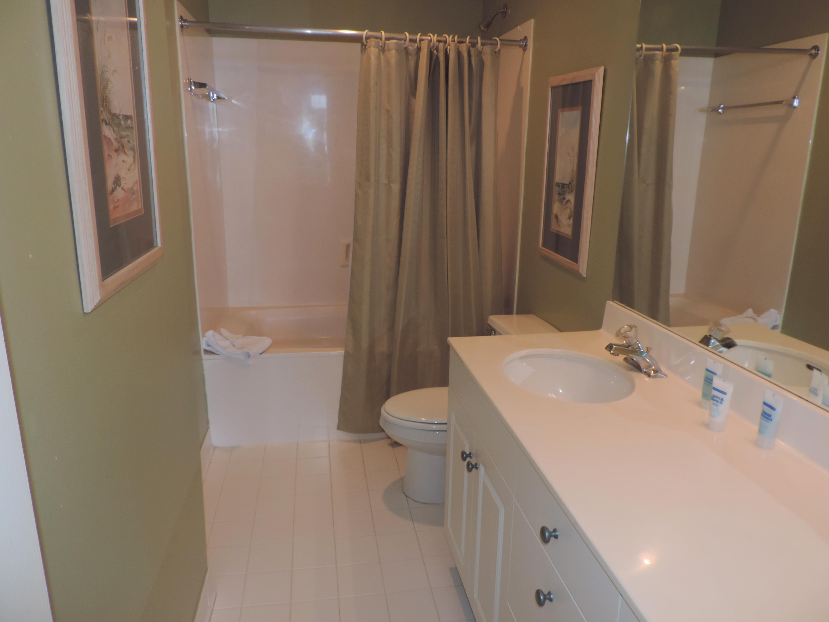 LEEWARD KEY - Residential