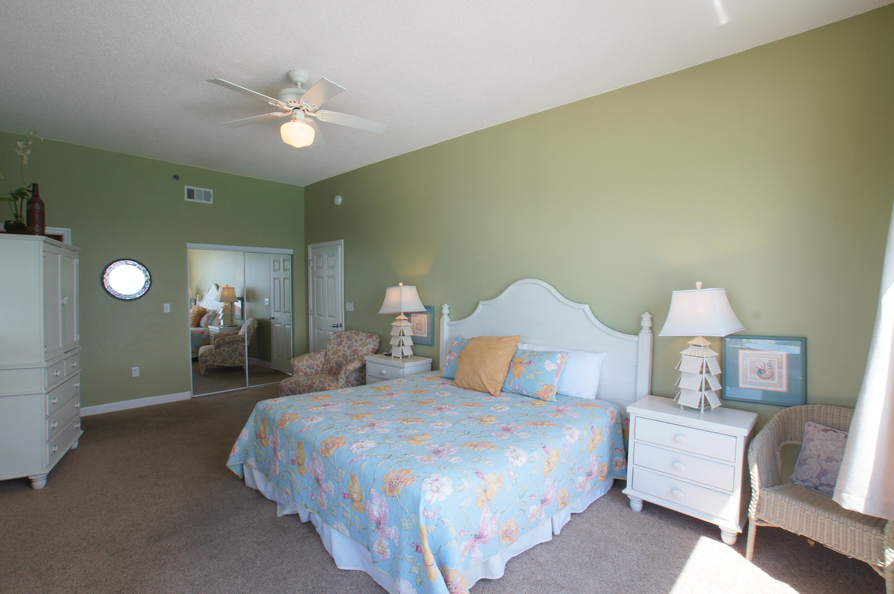 LEEWARD KEY - Residential