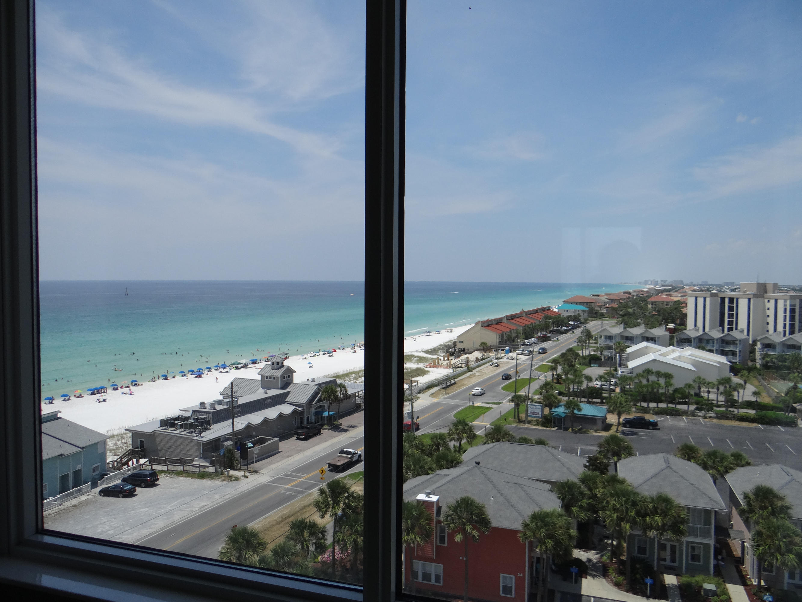 LEEWARD KEY - Residential