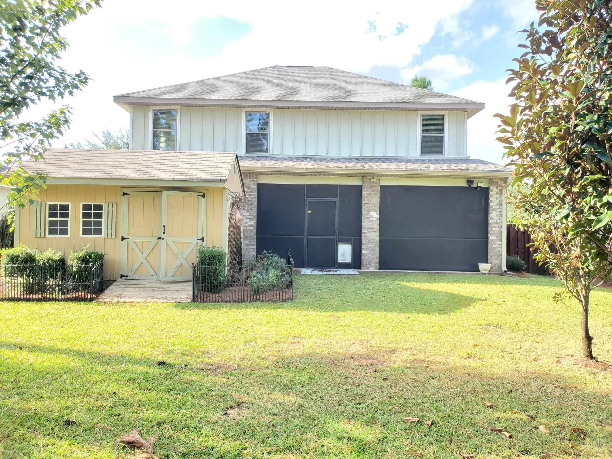 HAMMOCK BAY - Residential