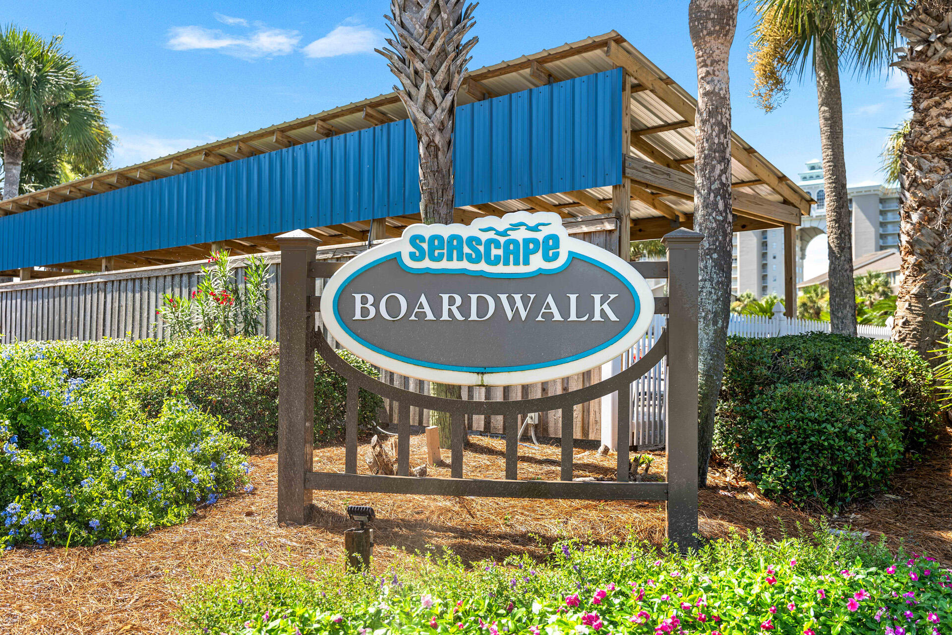 SEASCAPE CONDO FAIRWAYS AT - Residential