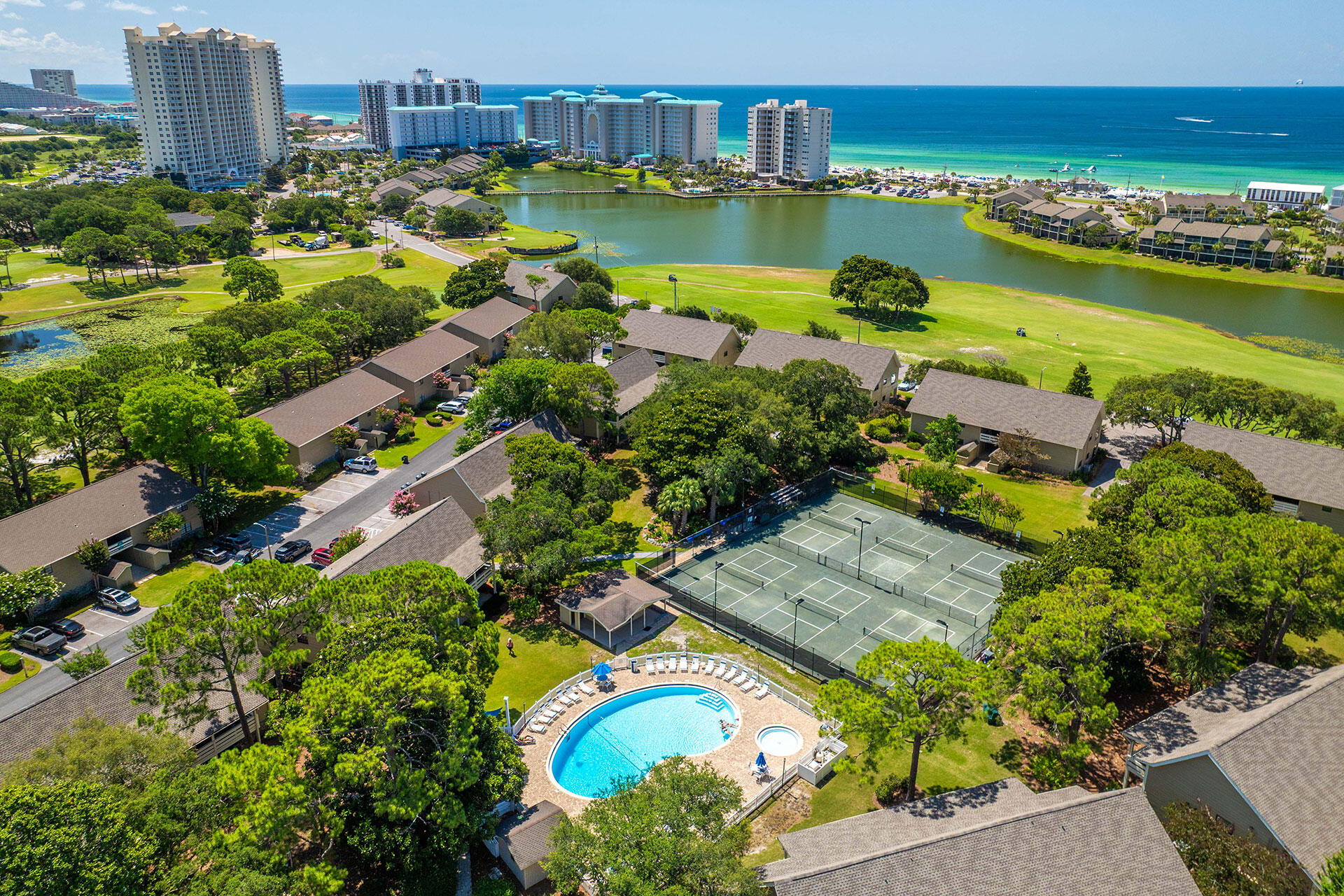 SEASCAPE CONDO FAIRWAYS AT - Residential