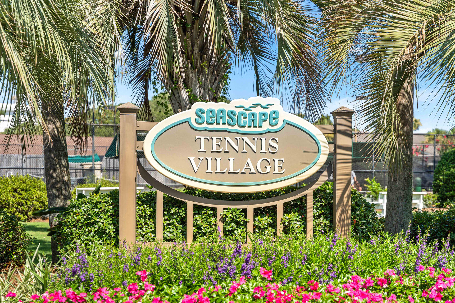 SEASCAPE CONDO FAIRWAYS AT - Residential