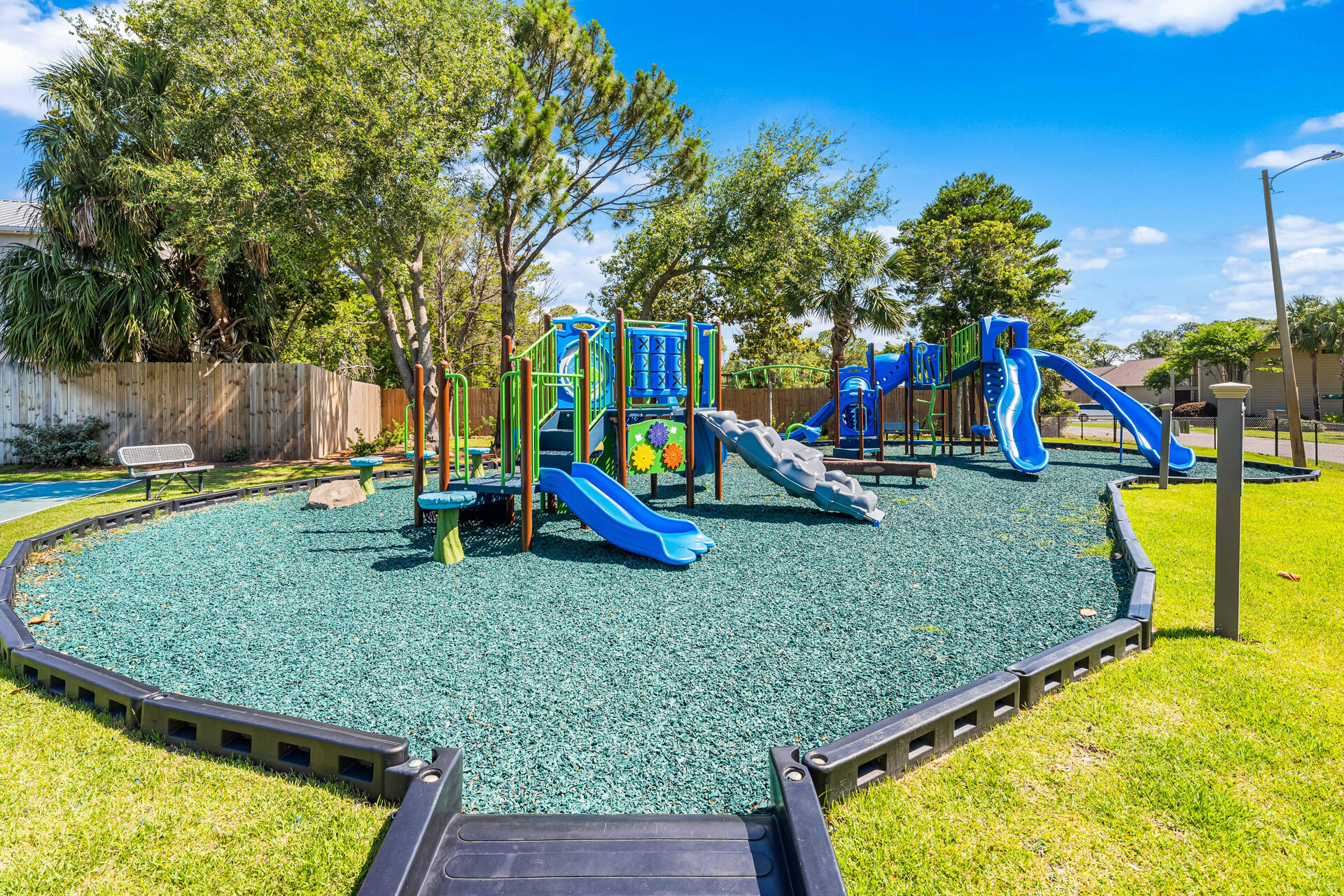 SEASCAPE CONDO FAIRWAYS AT - Residential