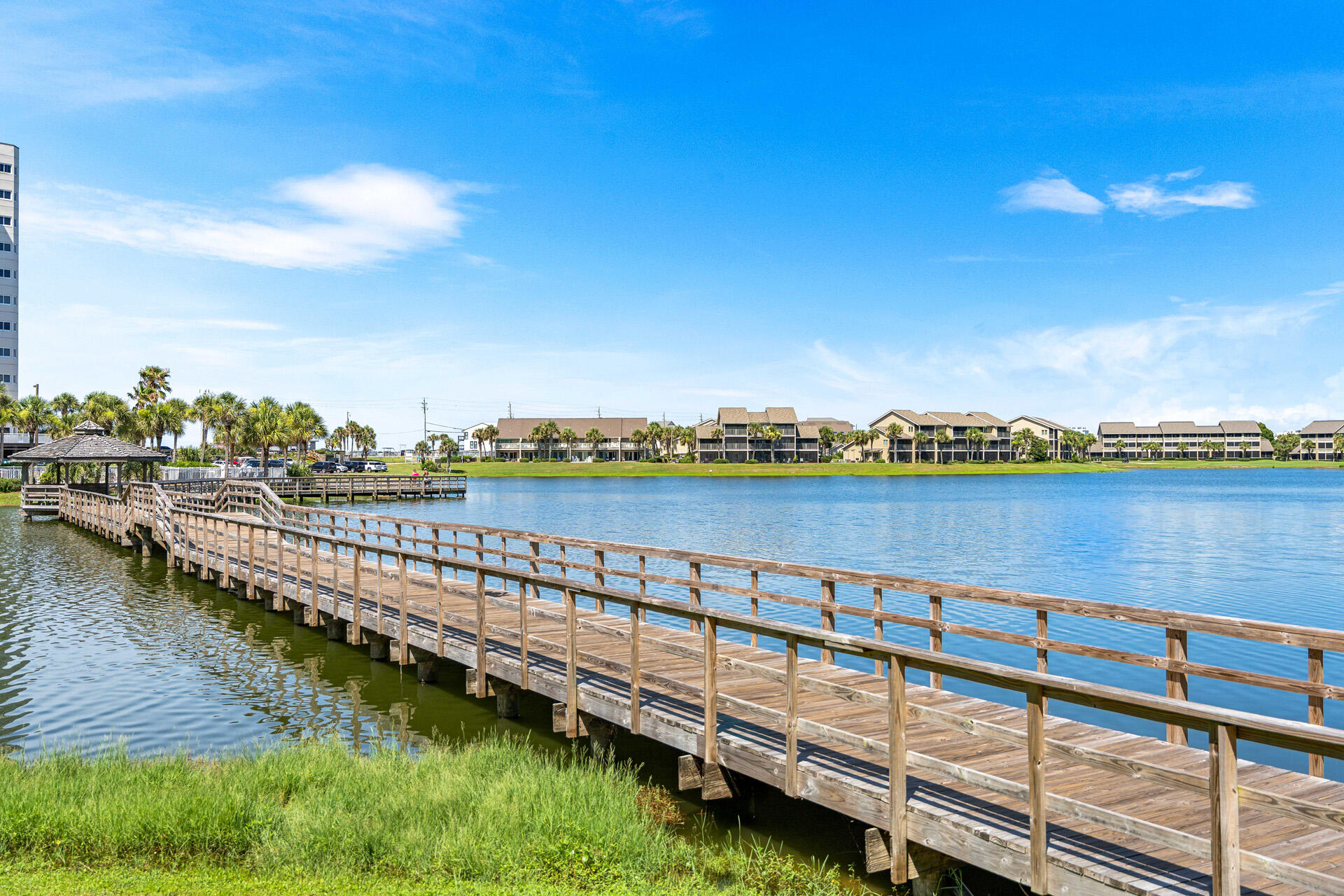 SEASCAPE CONDO FAIRWAYS AT - Residential