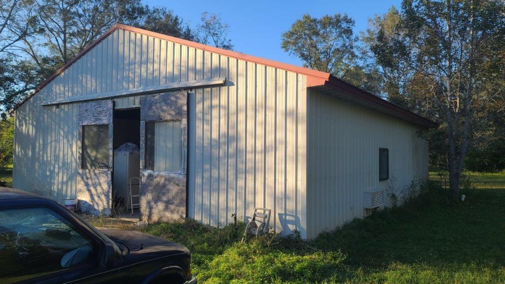 NO RECORDED SUBDIVISION - Residential