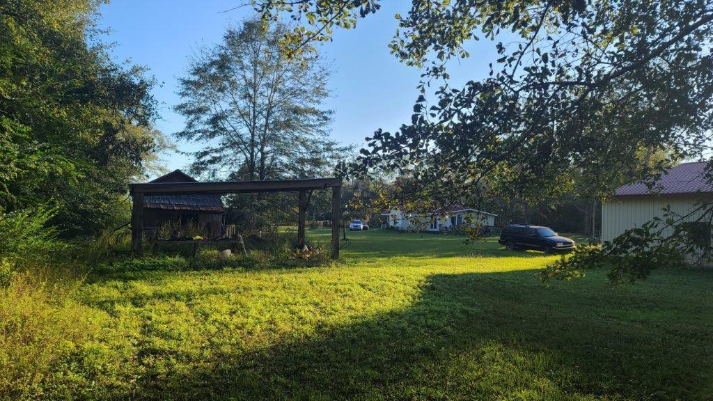 NO RECORDED SUBDIVISION - Residential