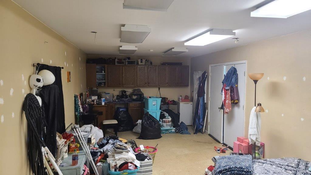 NO RECORDED SUBDIVISION - Residential