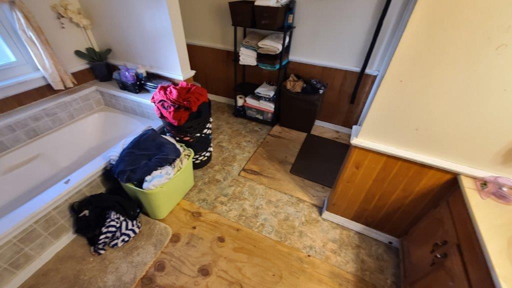 NO RECORDED SUBDIVISION - Residential